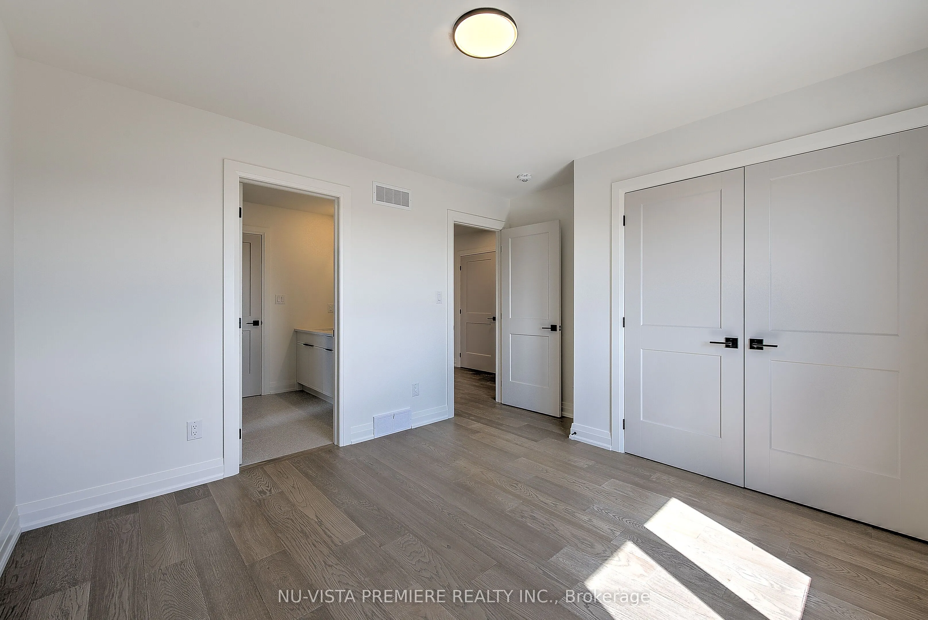 6517 heathwoods Avenue