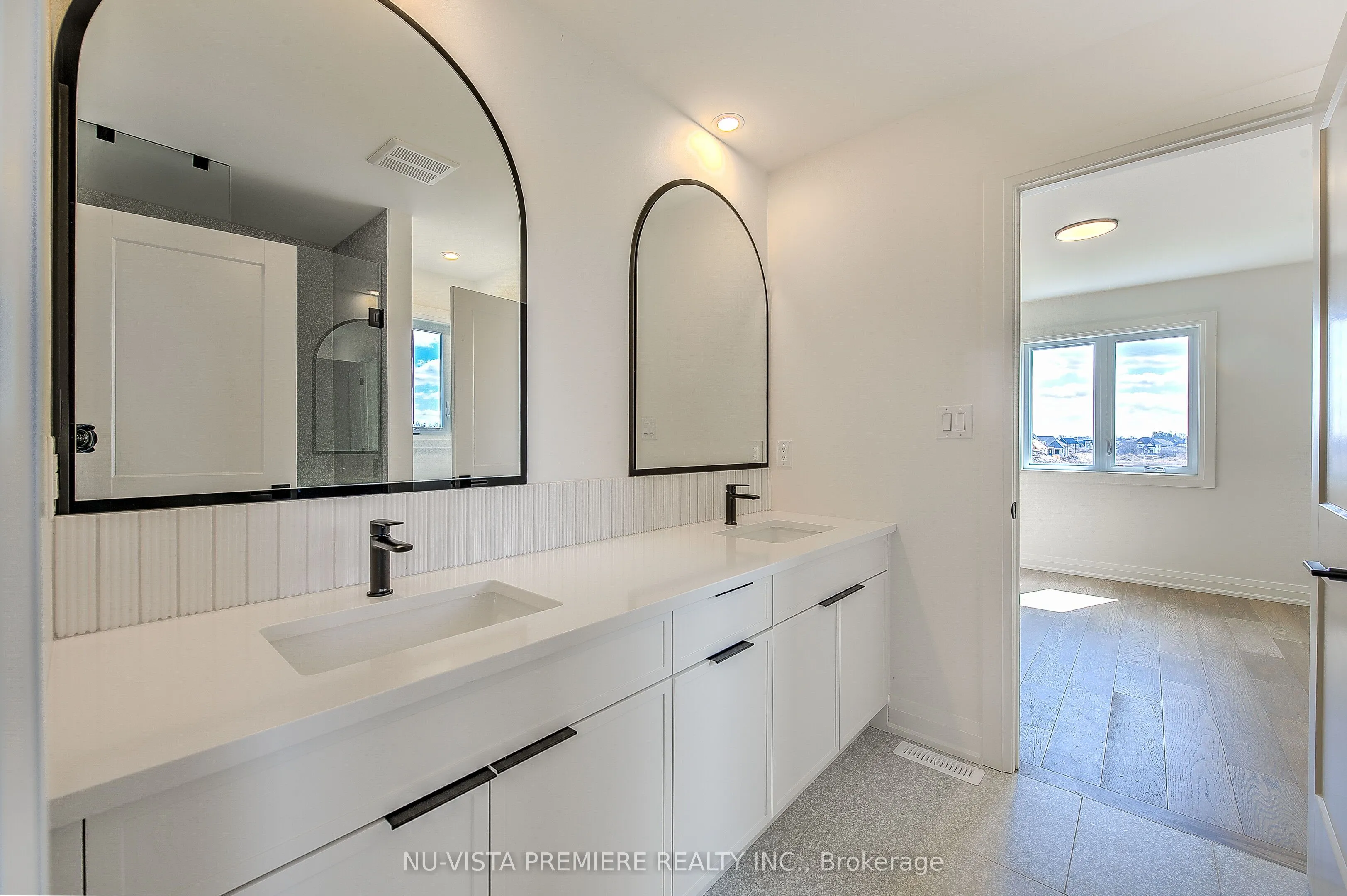 6517 heathwoods Avenue