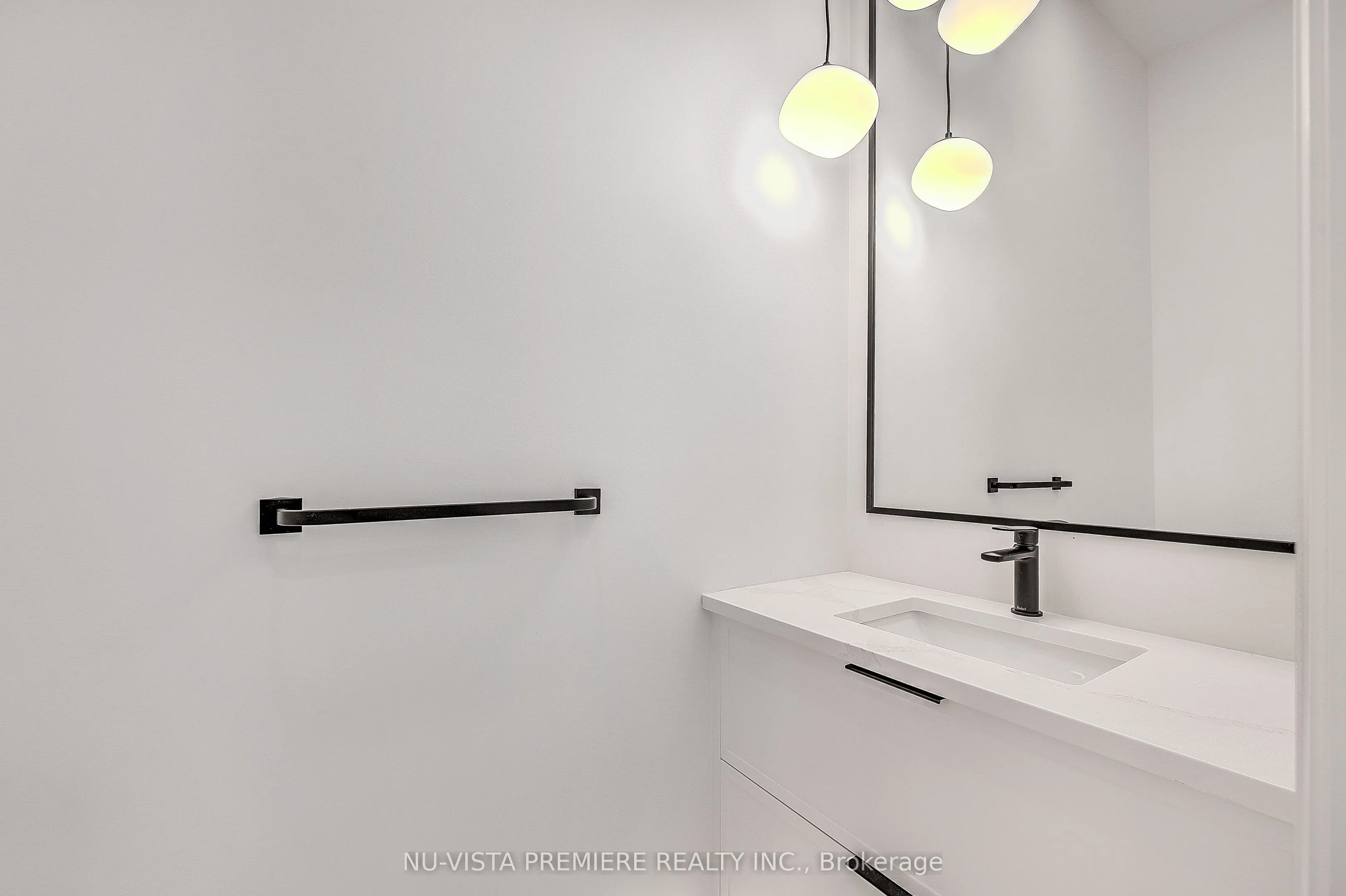 6517 heathwoods Avenue