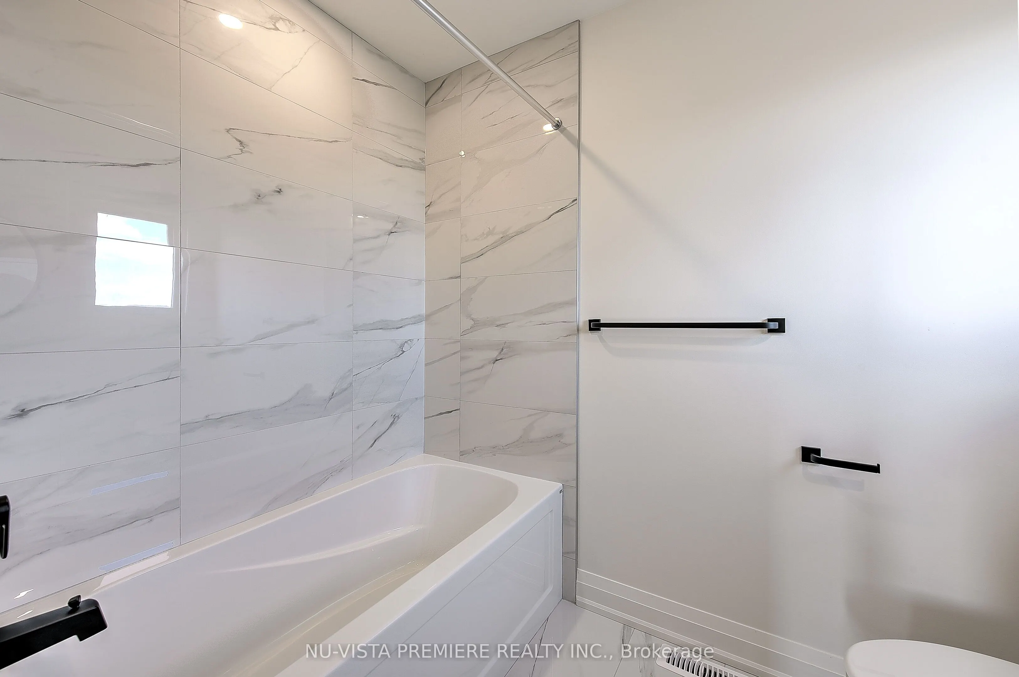 6517 heathwoods Avenue