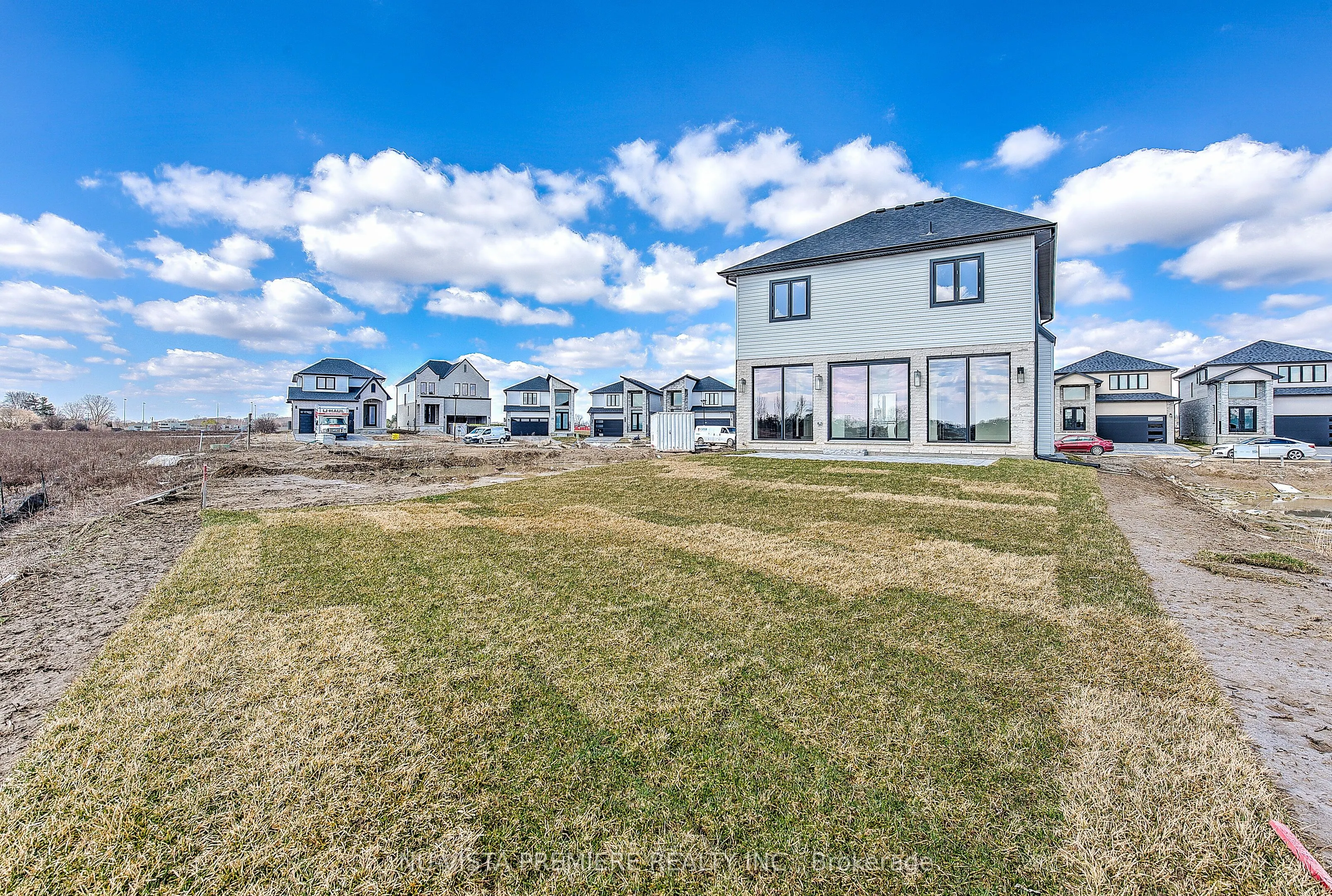 6517 heathwoods Avenue