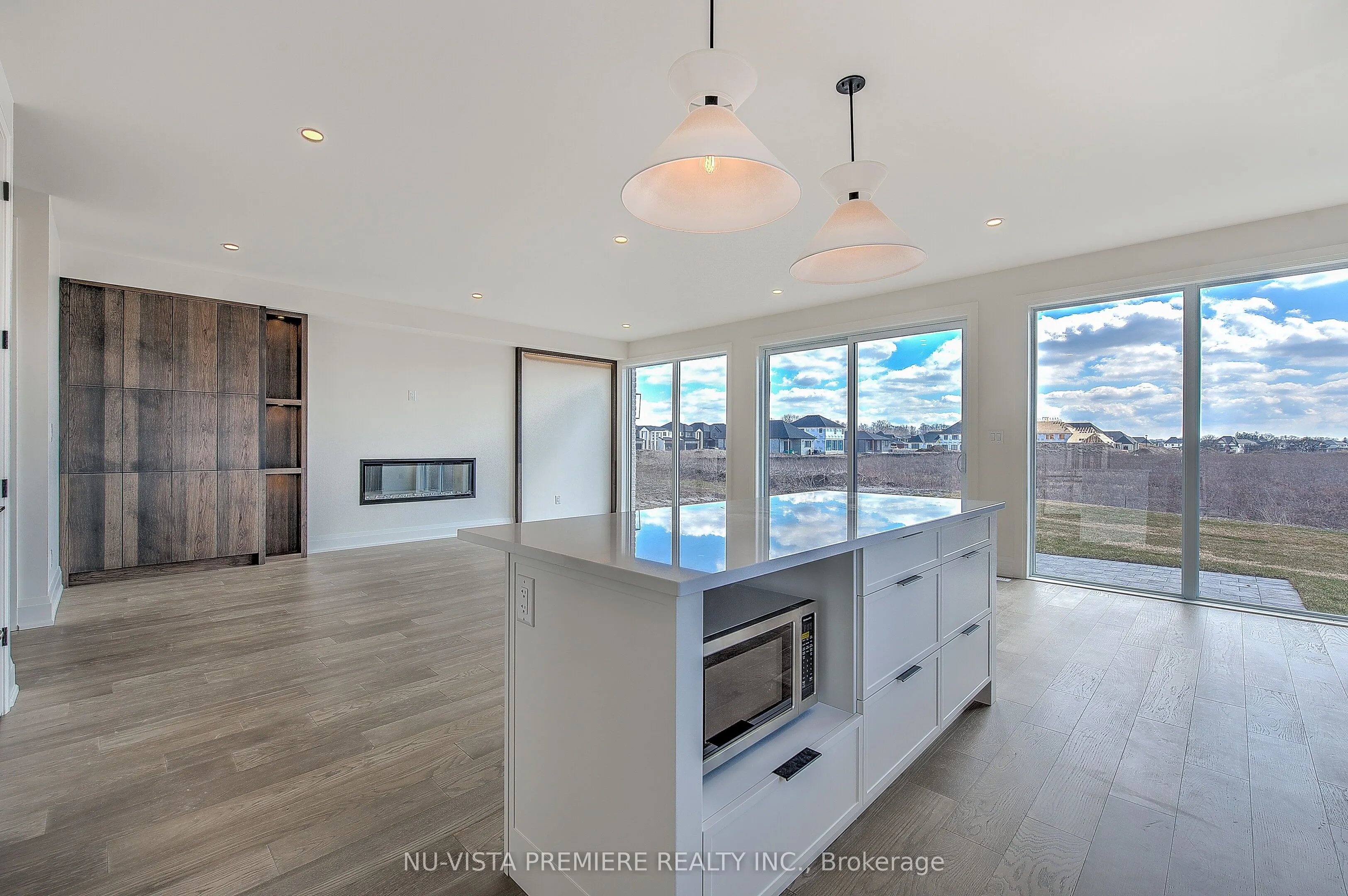 6517 heathwoods Avenue