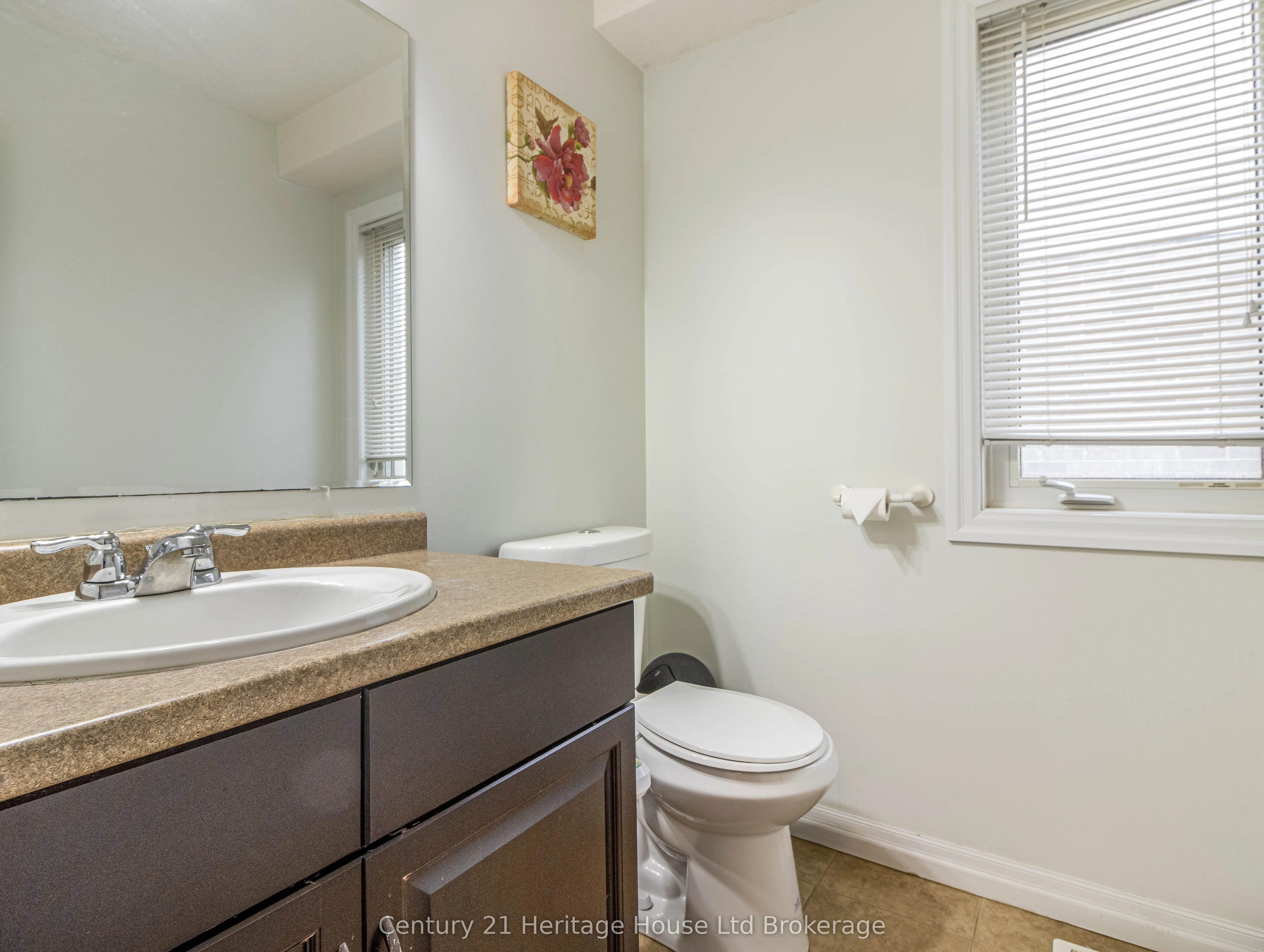 702 Frontenac Crescent