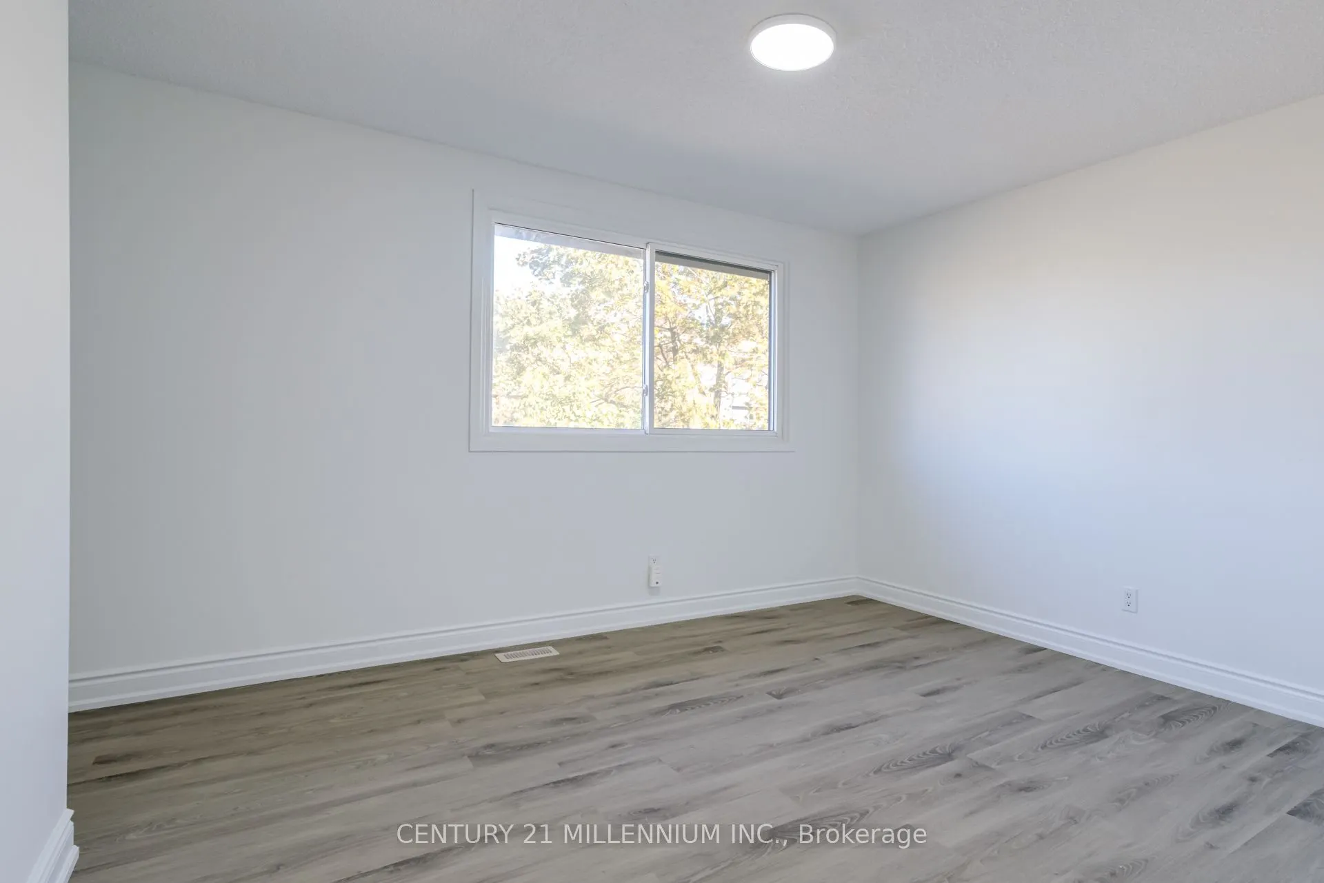 135 Chalmers Street S, #62