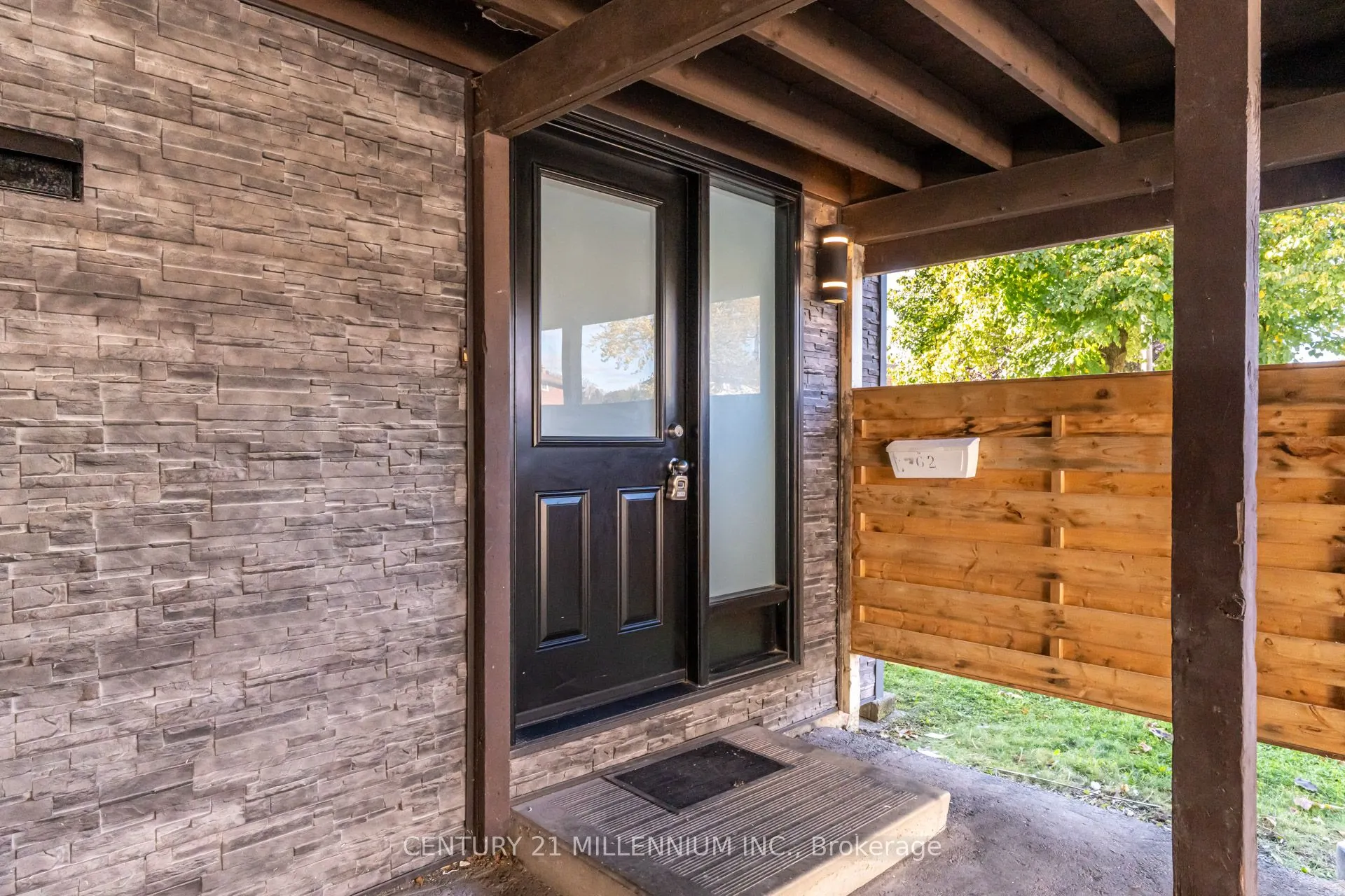 135 Chalmers Street S, #62