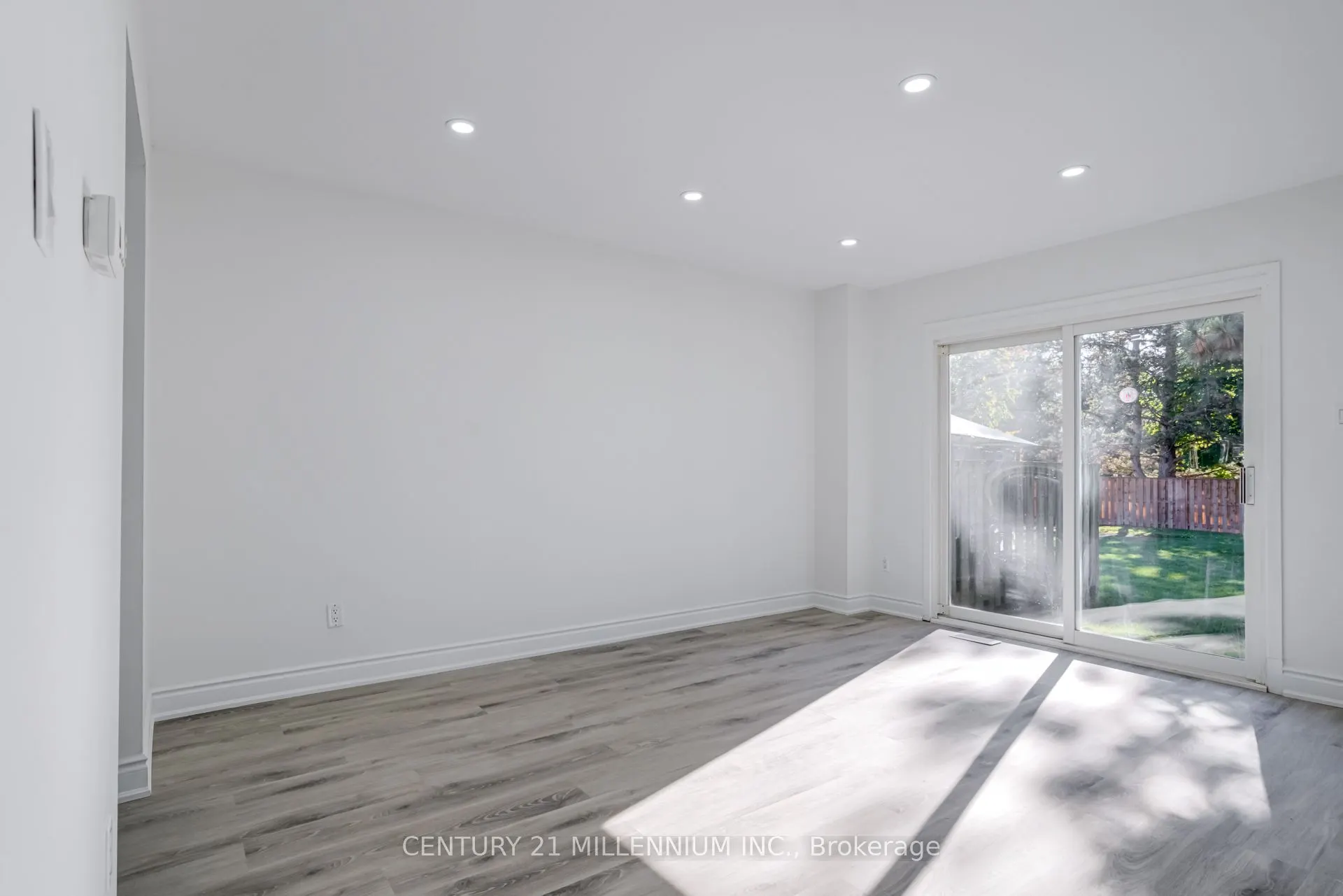 135 Chalmers Street S, #62