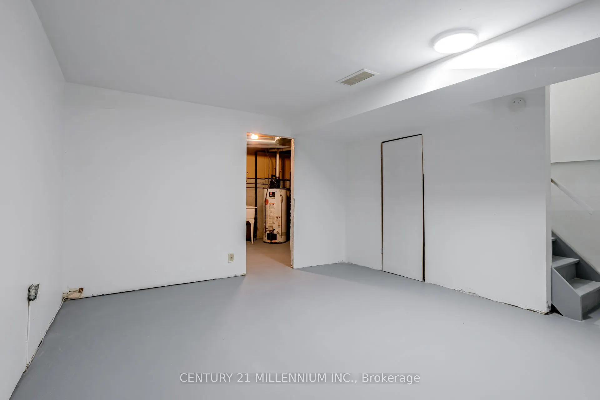 135 Chalmers Street S, #62