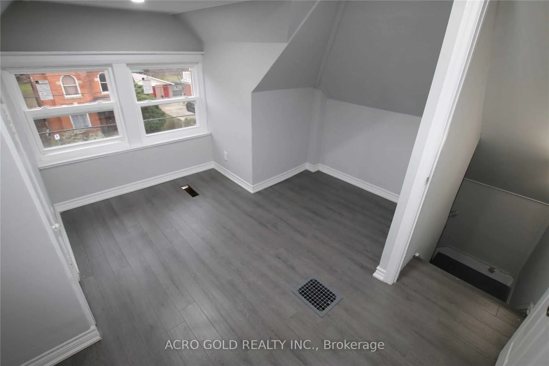 297 Cumberland Avenue, #03