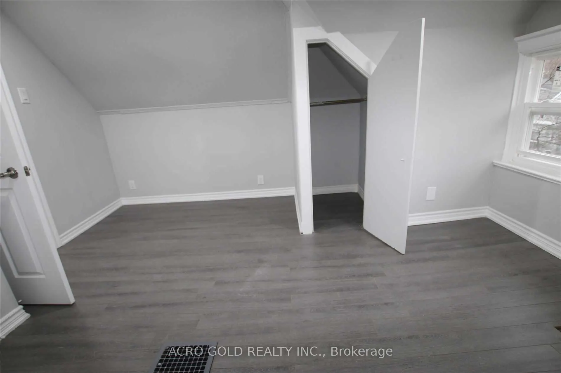 297 Cumberland Avenue, #03