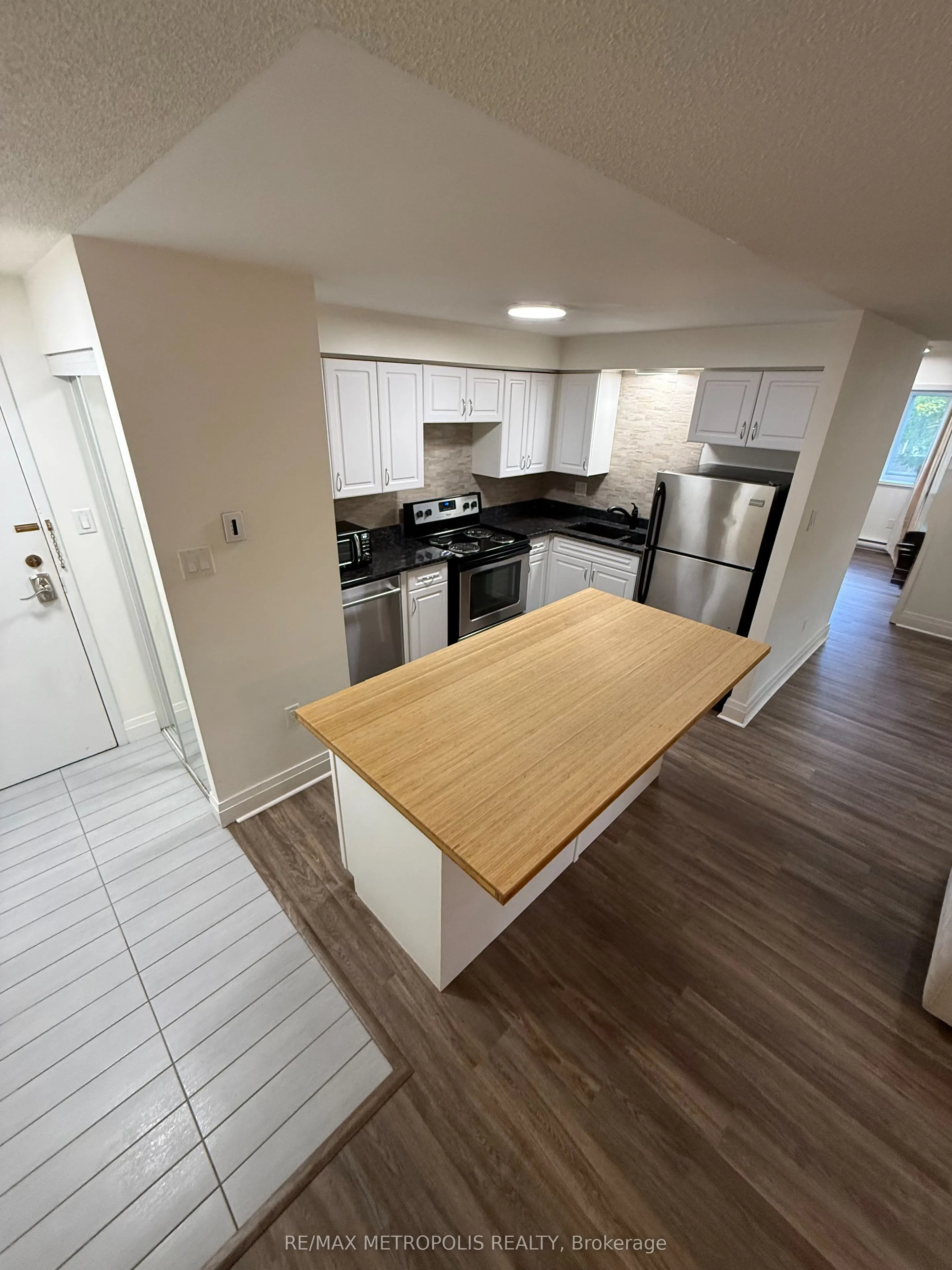 271 Eiwo Court, #201