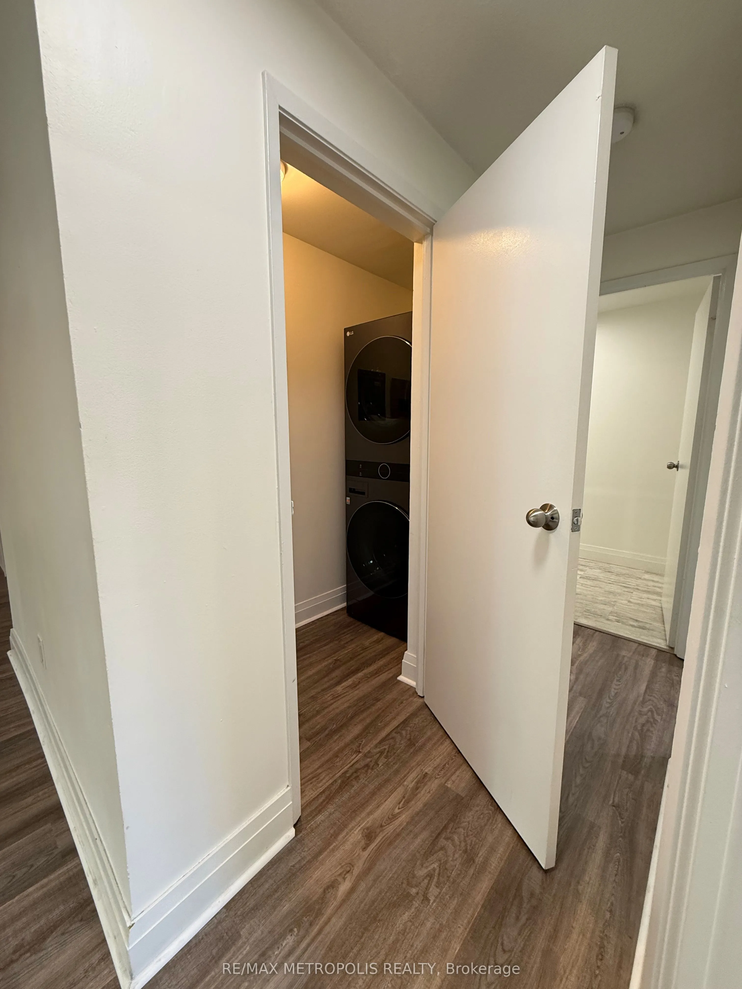 271 Eiwo Court, #201