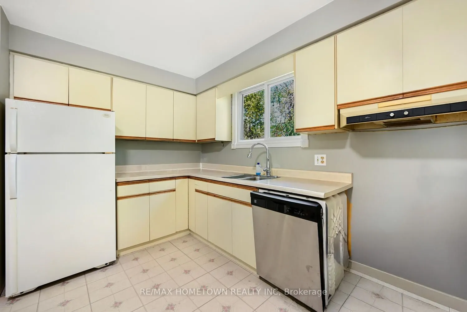 6290 6th Concession Road