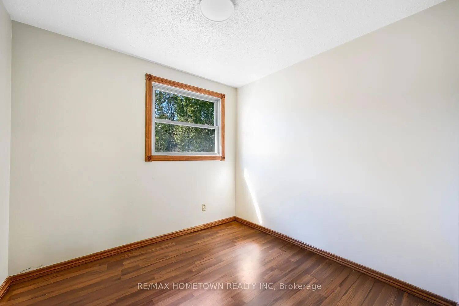 6290 6th Concession Road