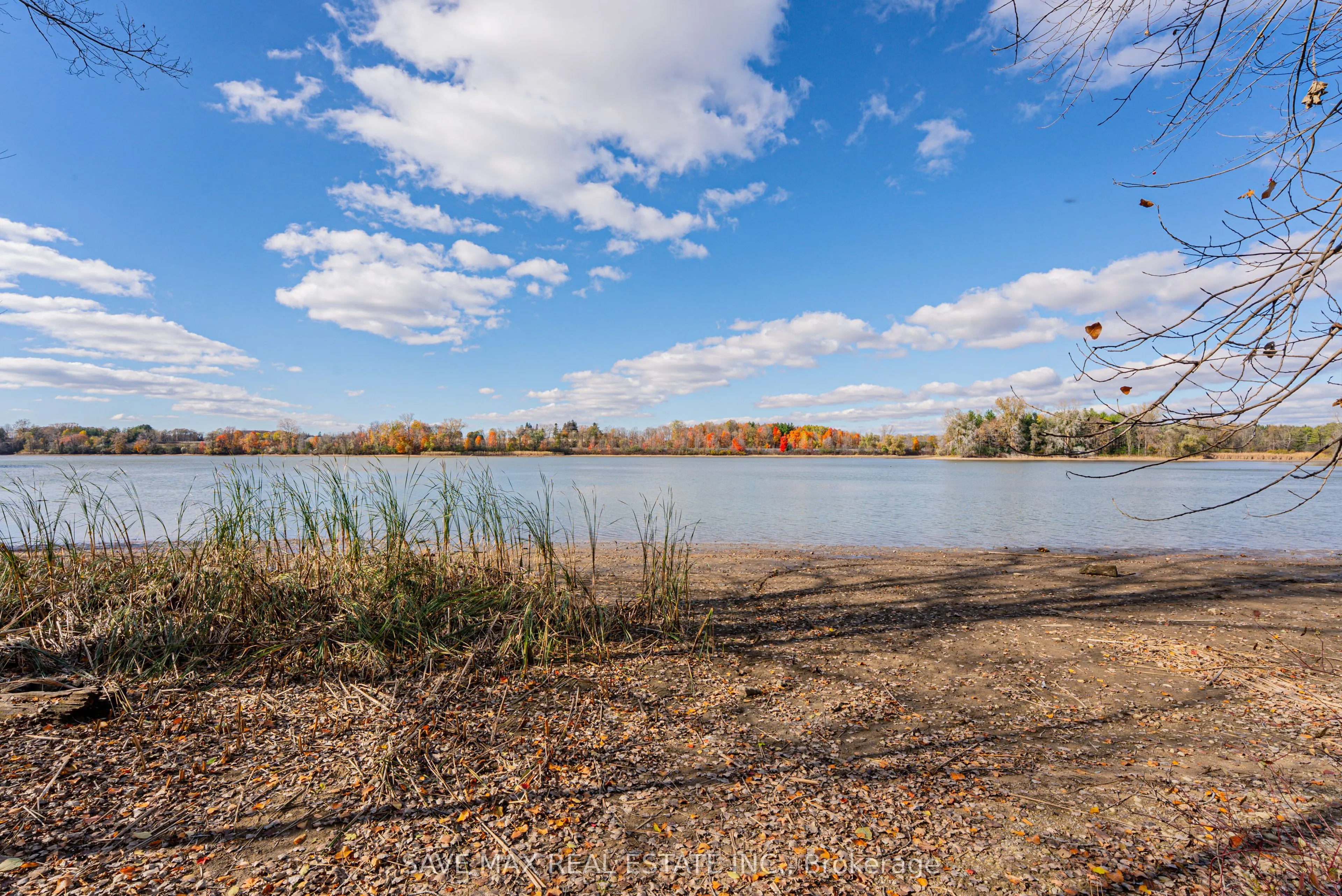 1250 UPPER THAMES Drive