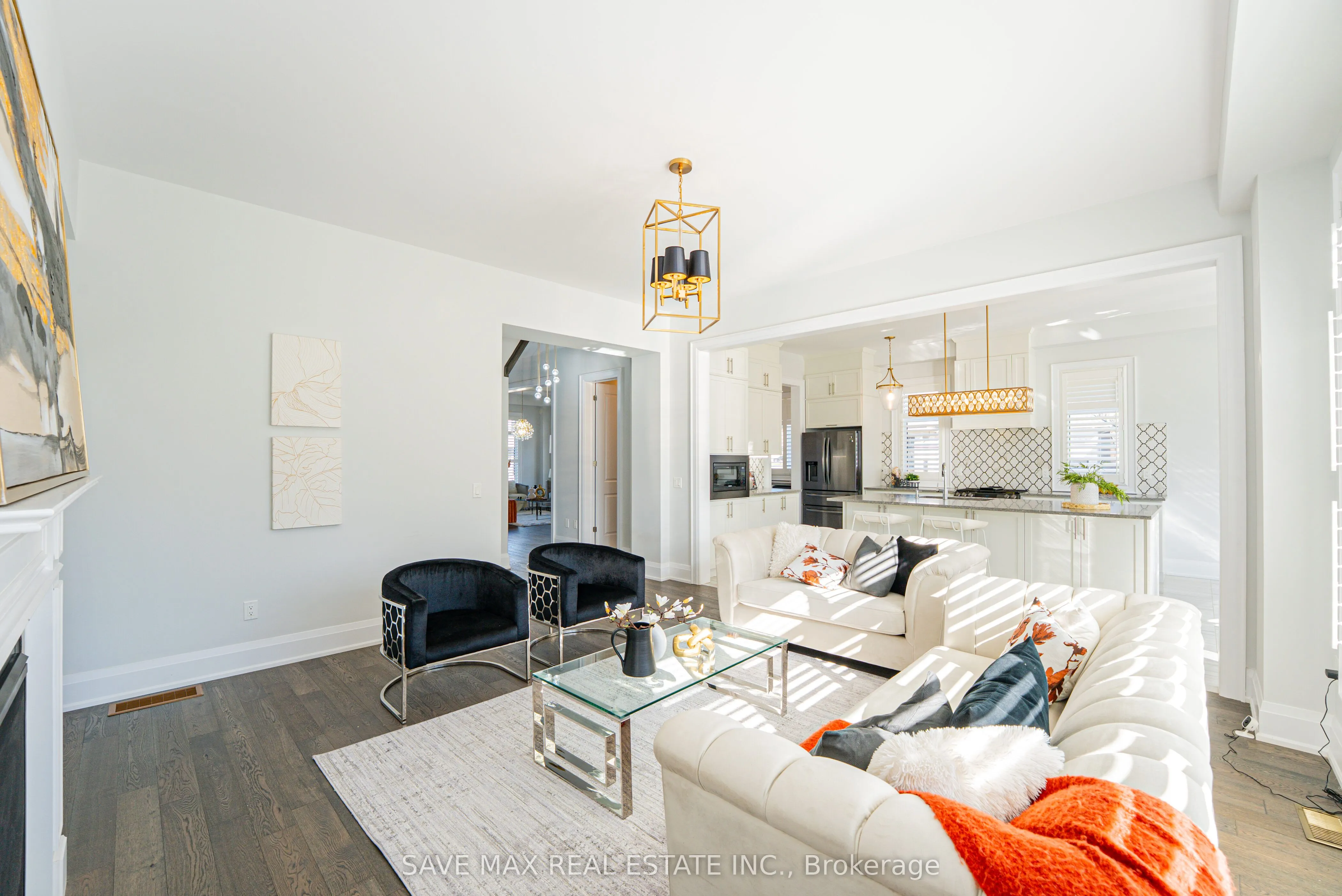 1250 UPPER THAMES Drive