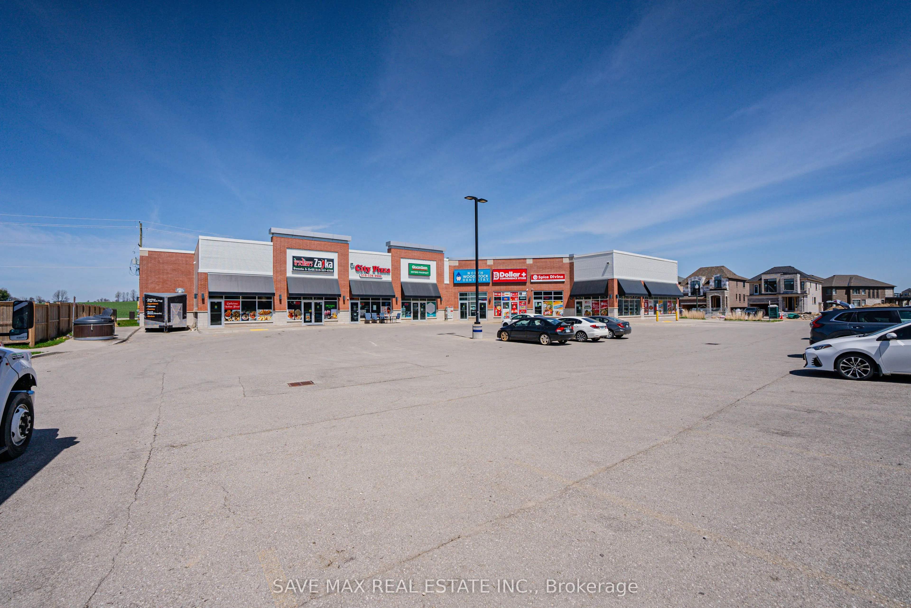 1250 UPPER THAMES Drive