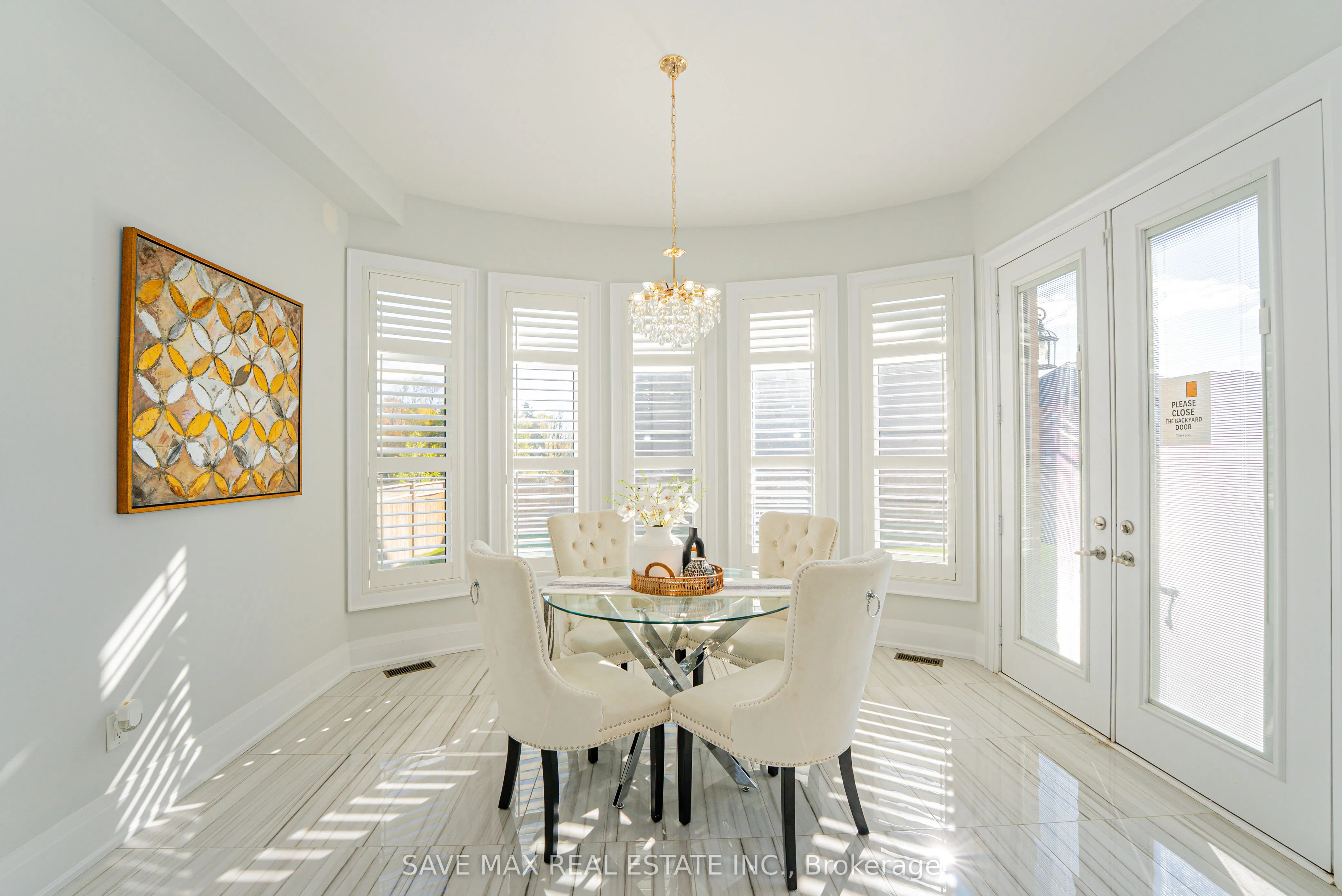 1250 UPPER THAMES Drive