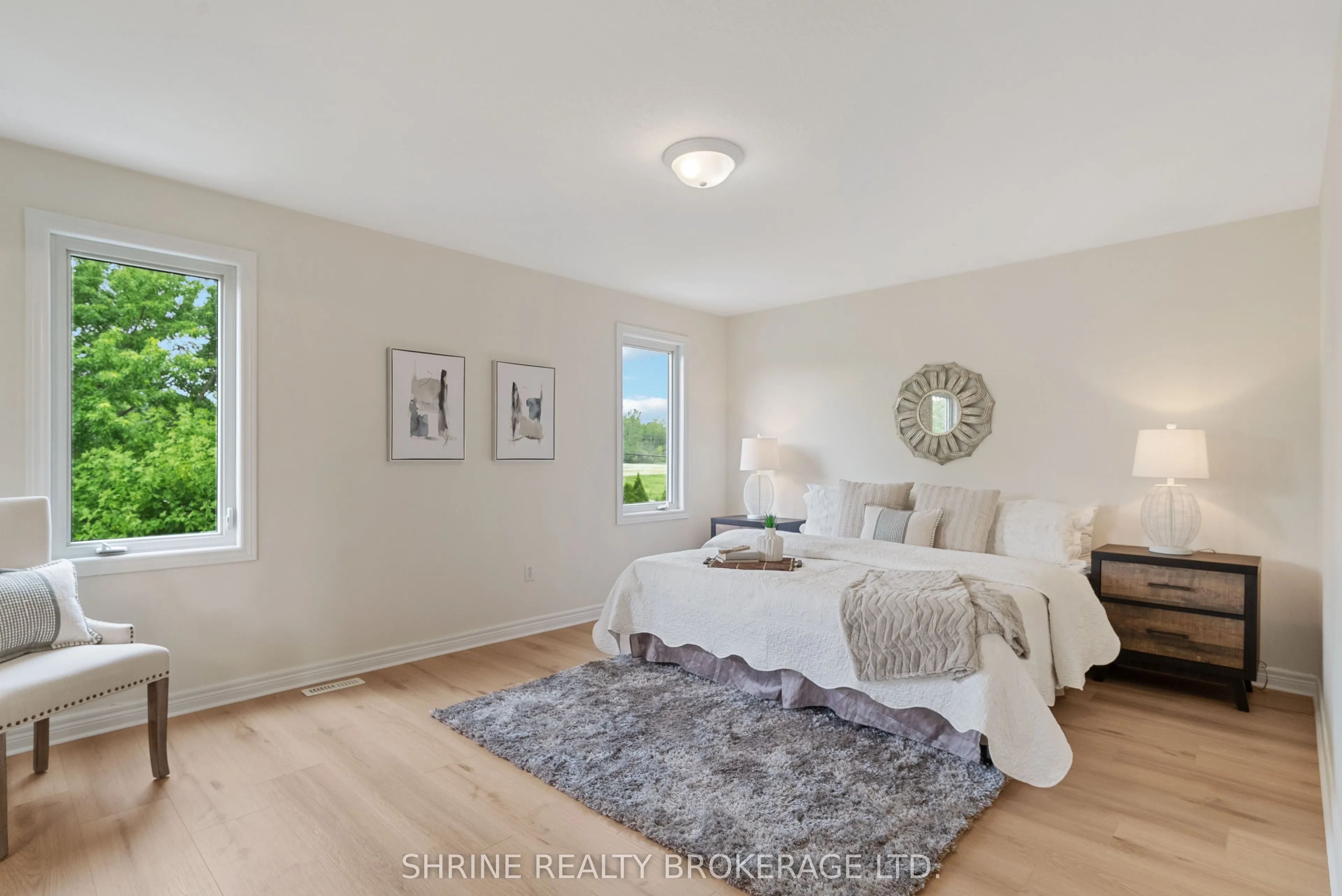 899 Bradshaw Crescent