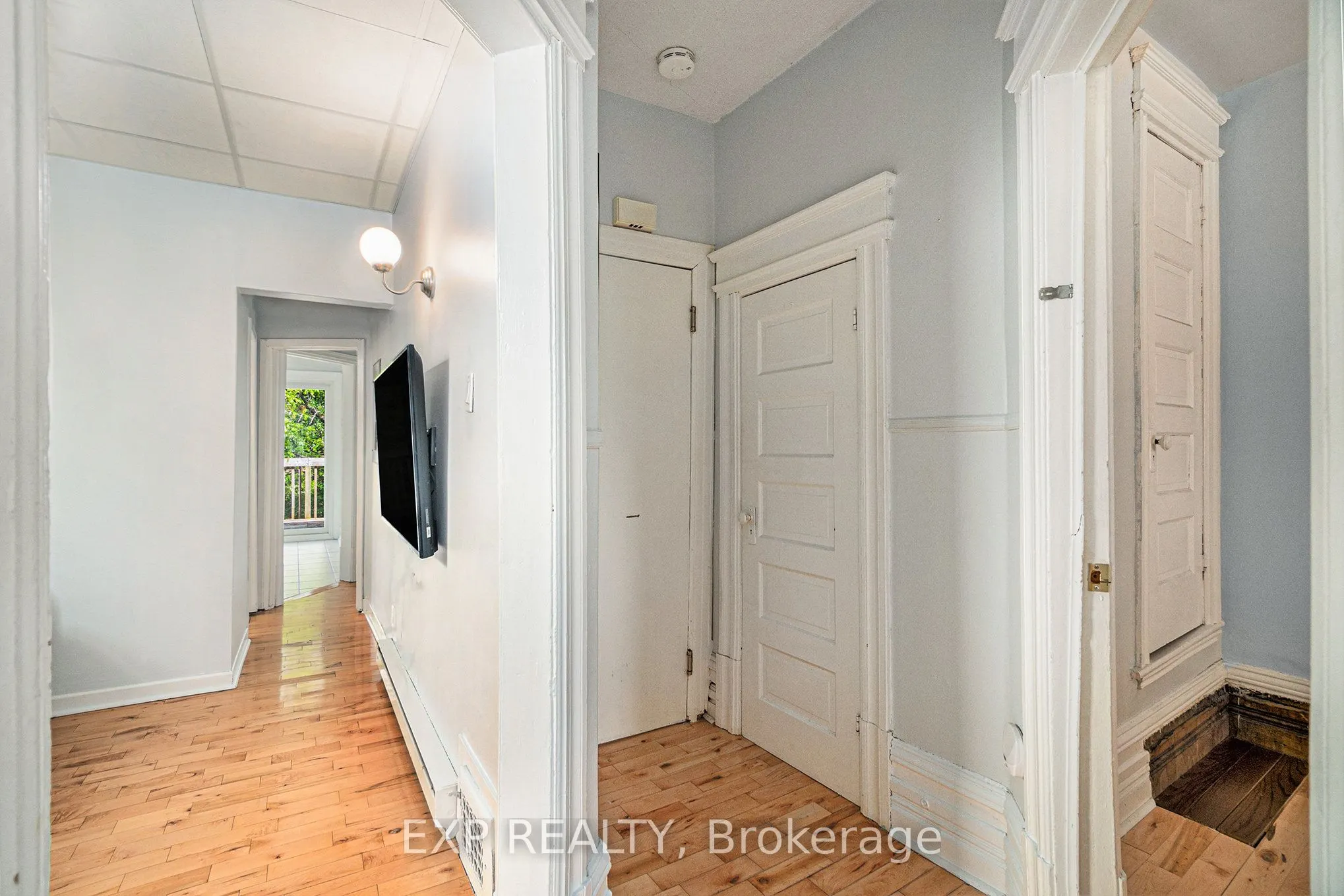 350 Fifth Avenue, #2