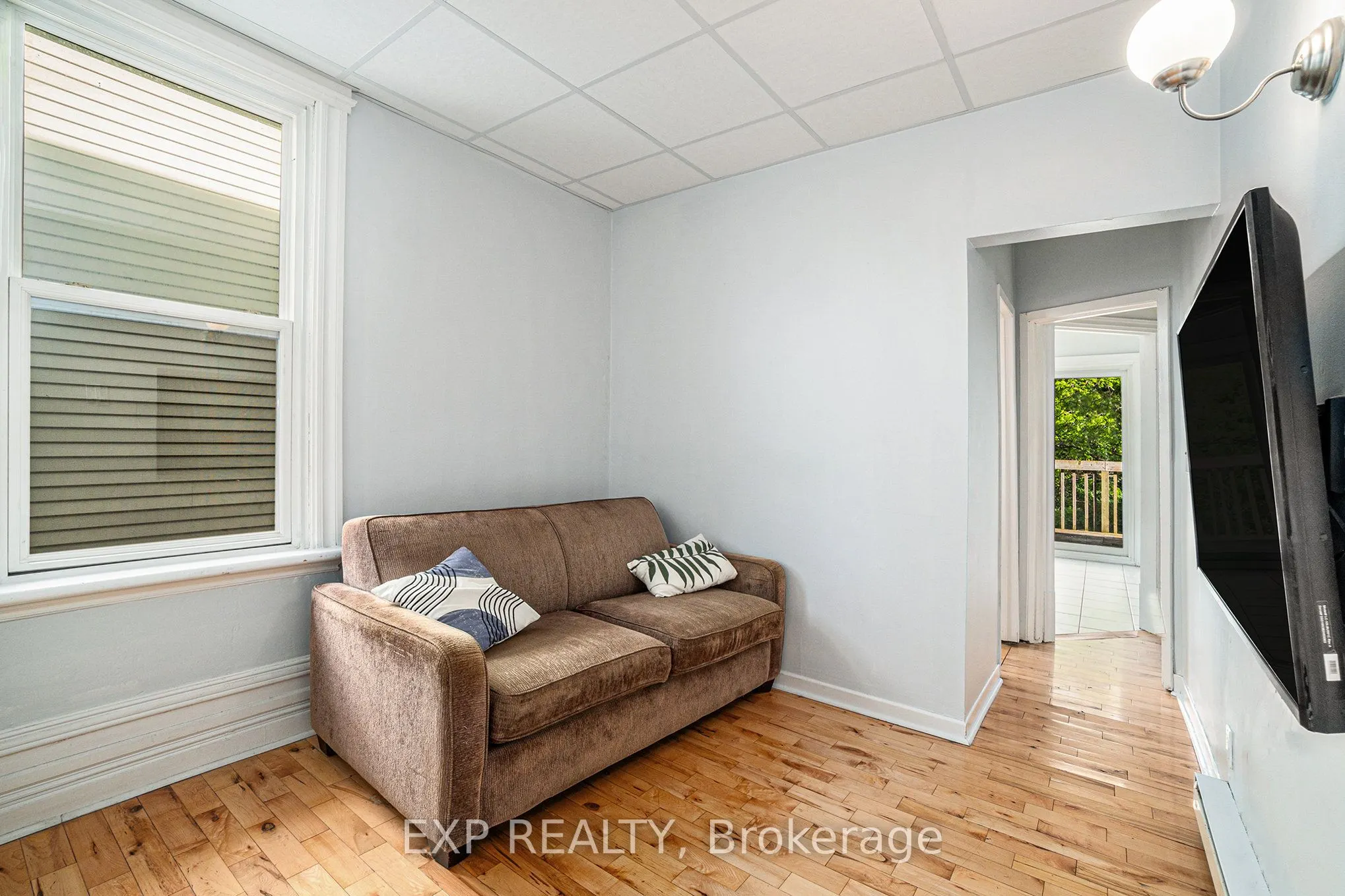 350 Fifth Avenue, #2