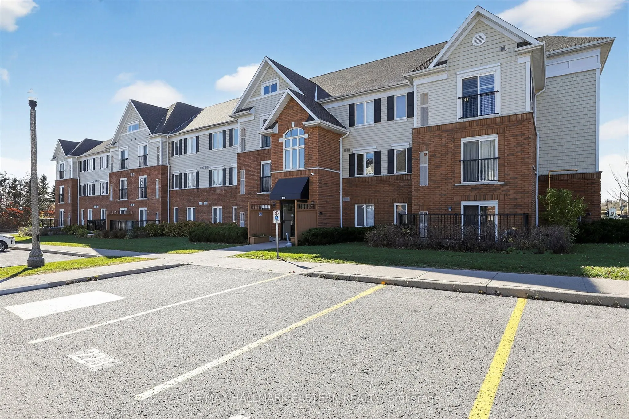 306 Spillsbury Drive, ##309