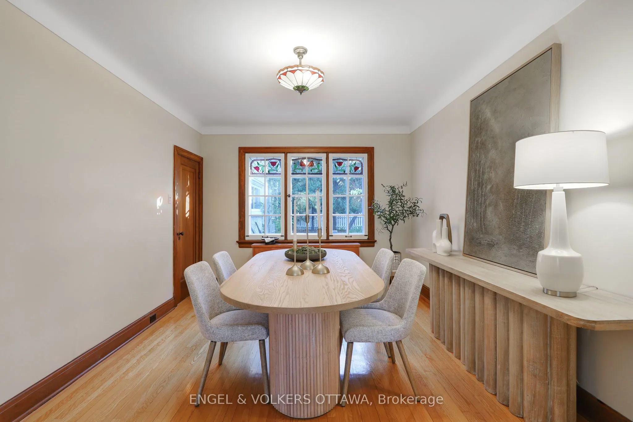 513 Island Park Drive S