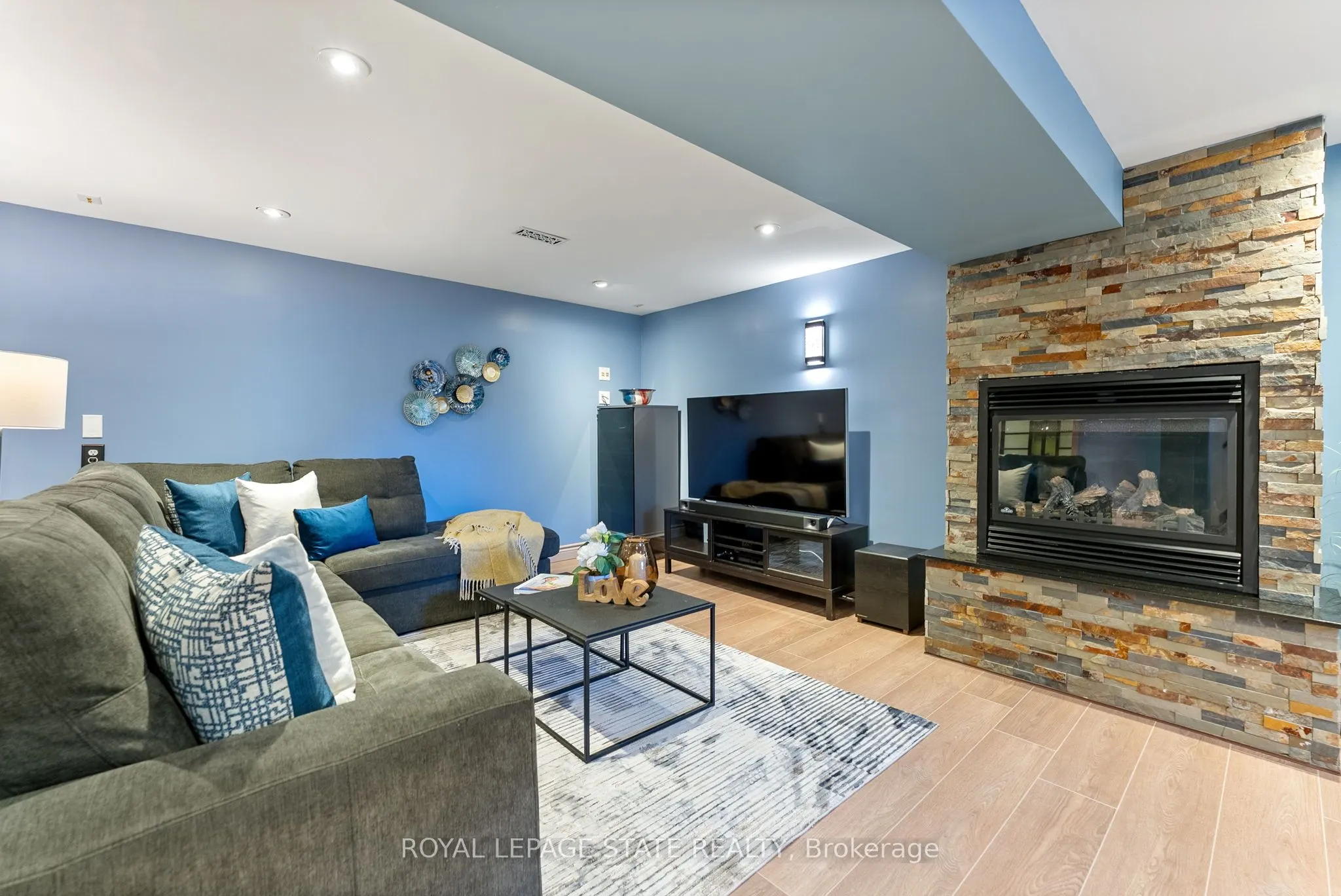 5187 White Church Road E