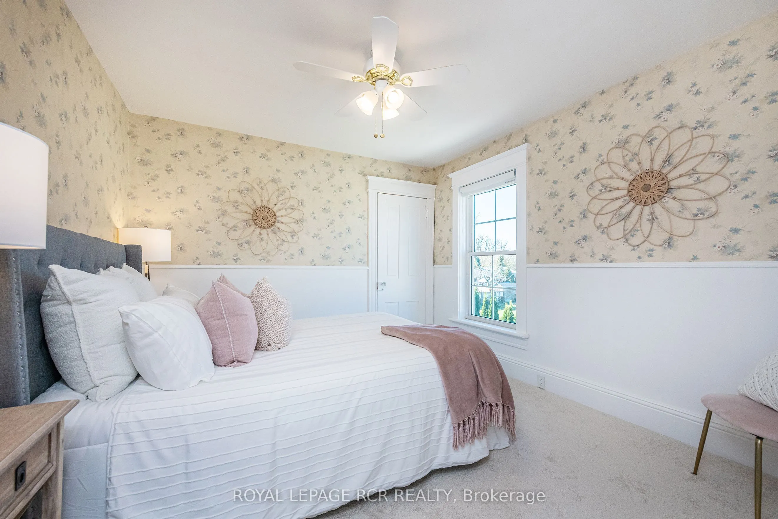 61 Elora Street N, #(Clifford)