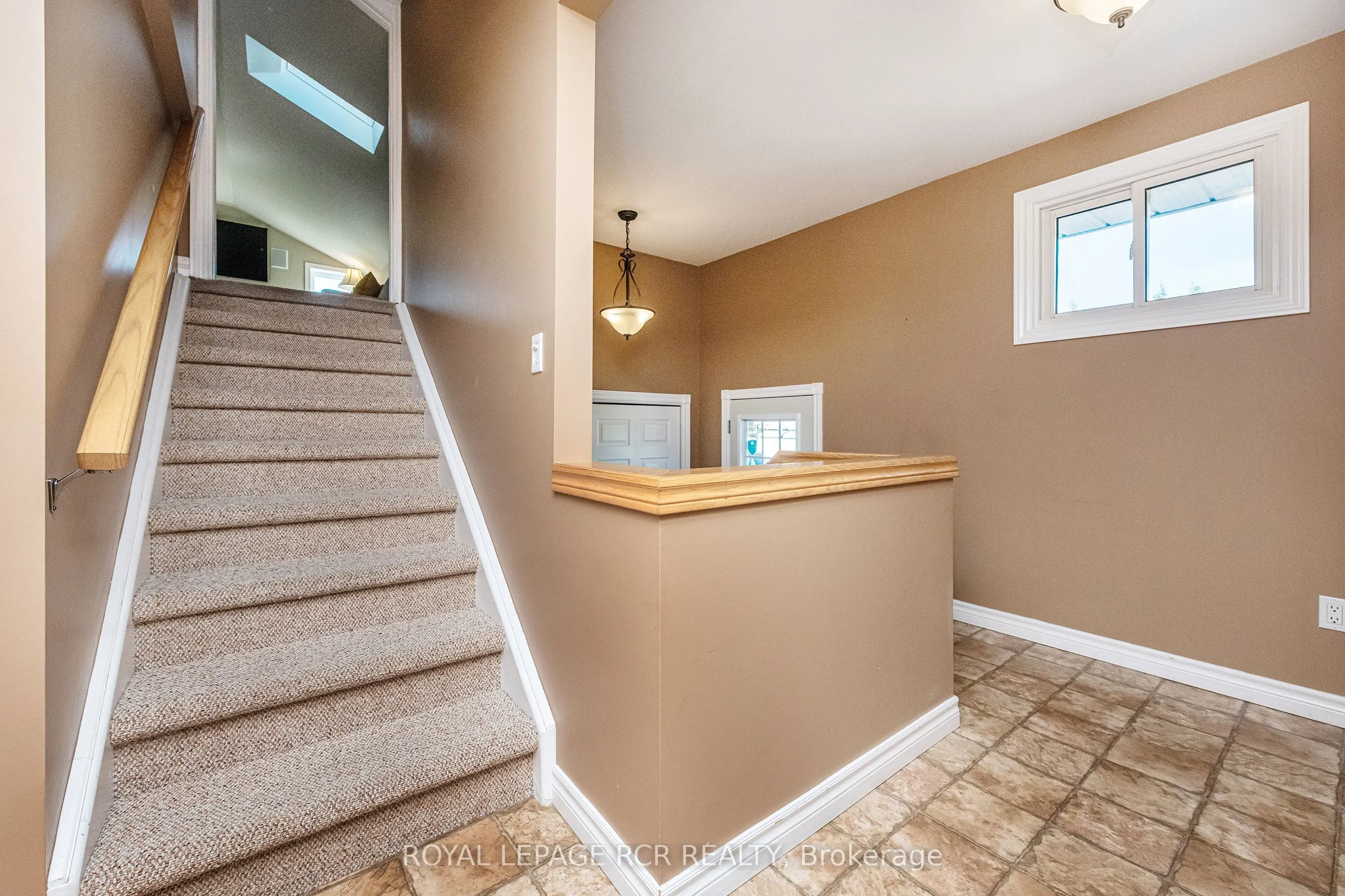 61 Elora Street N, #(Clifford)