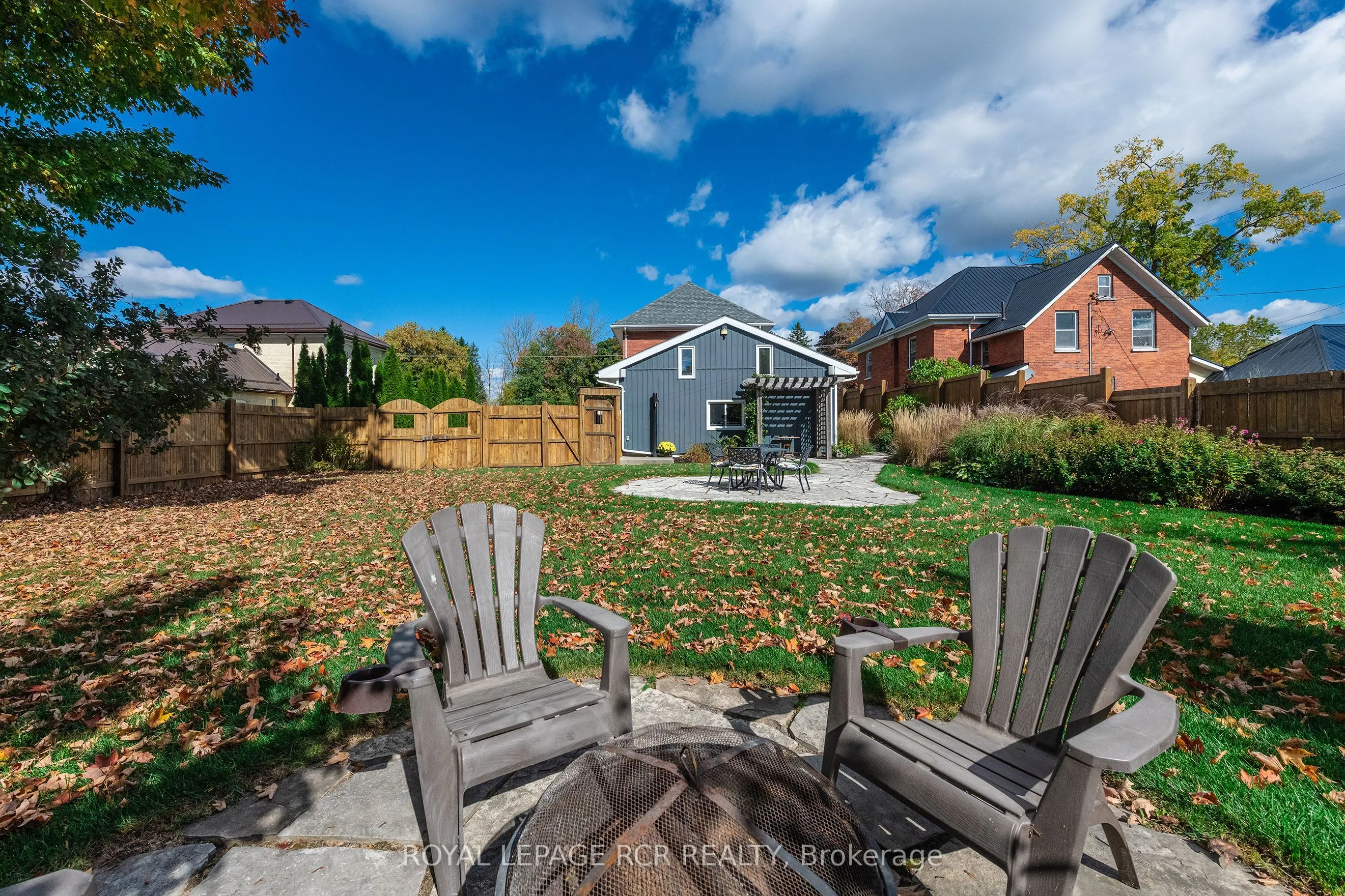 61 Elora Street N, #(Clifford)