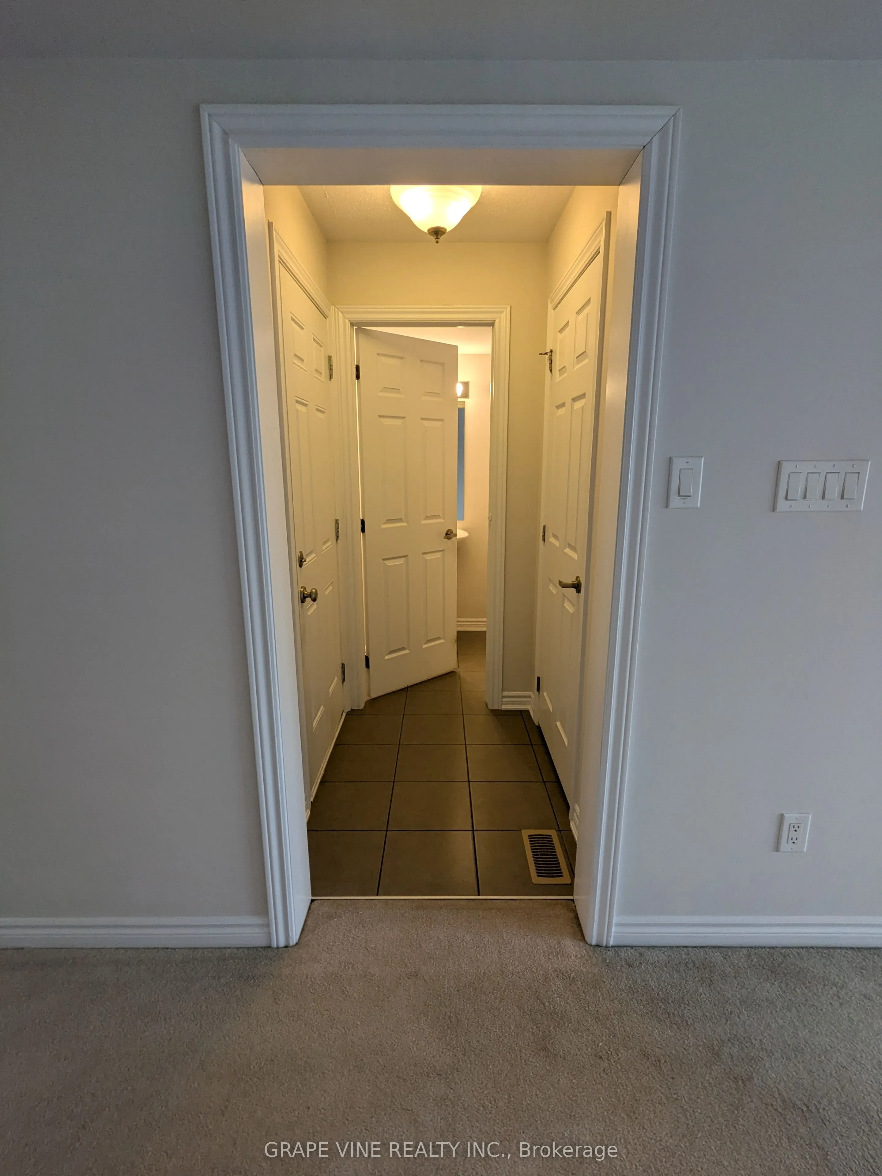 582 Meadowcreek Circle