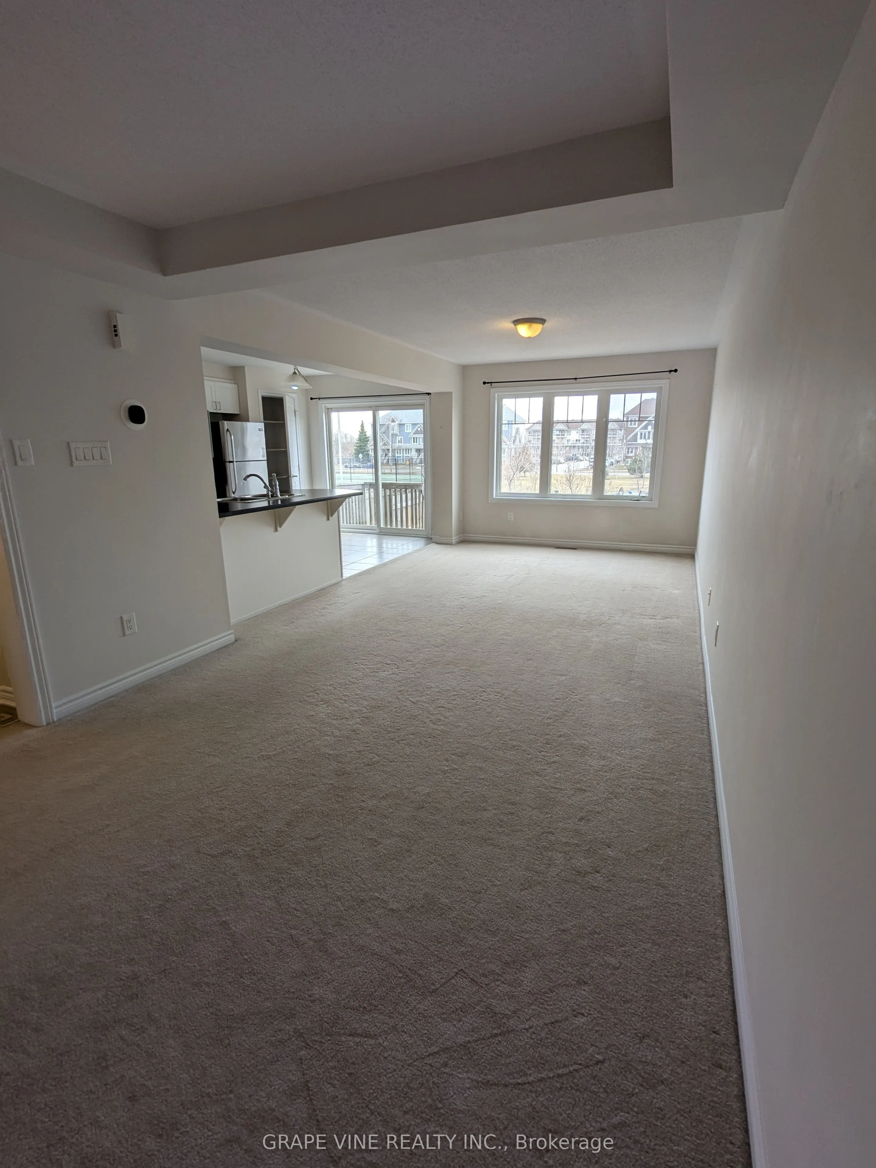 582 Meadowcreek Circle