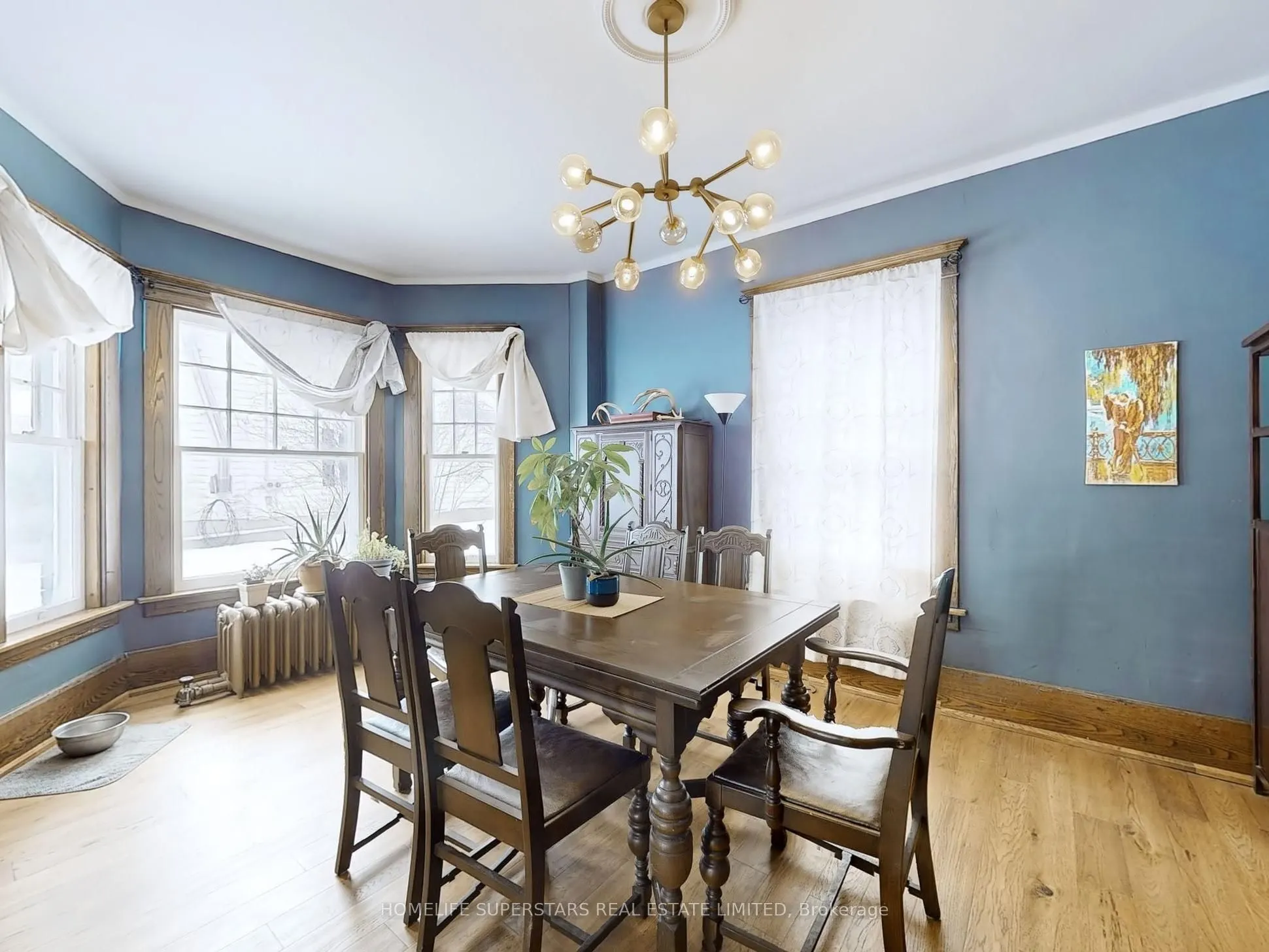 535 NIAGARA Boulevard