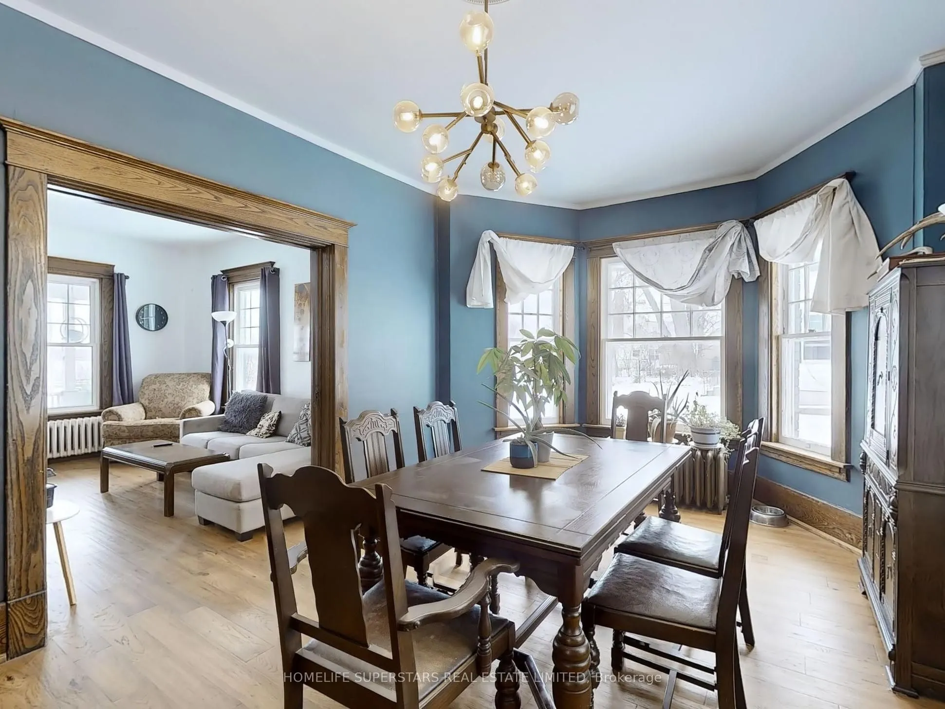 535 NIAGARA Boulevard