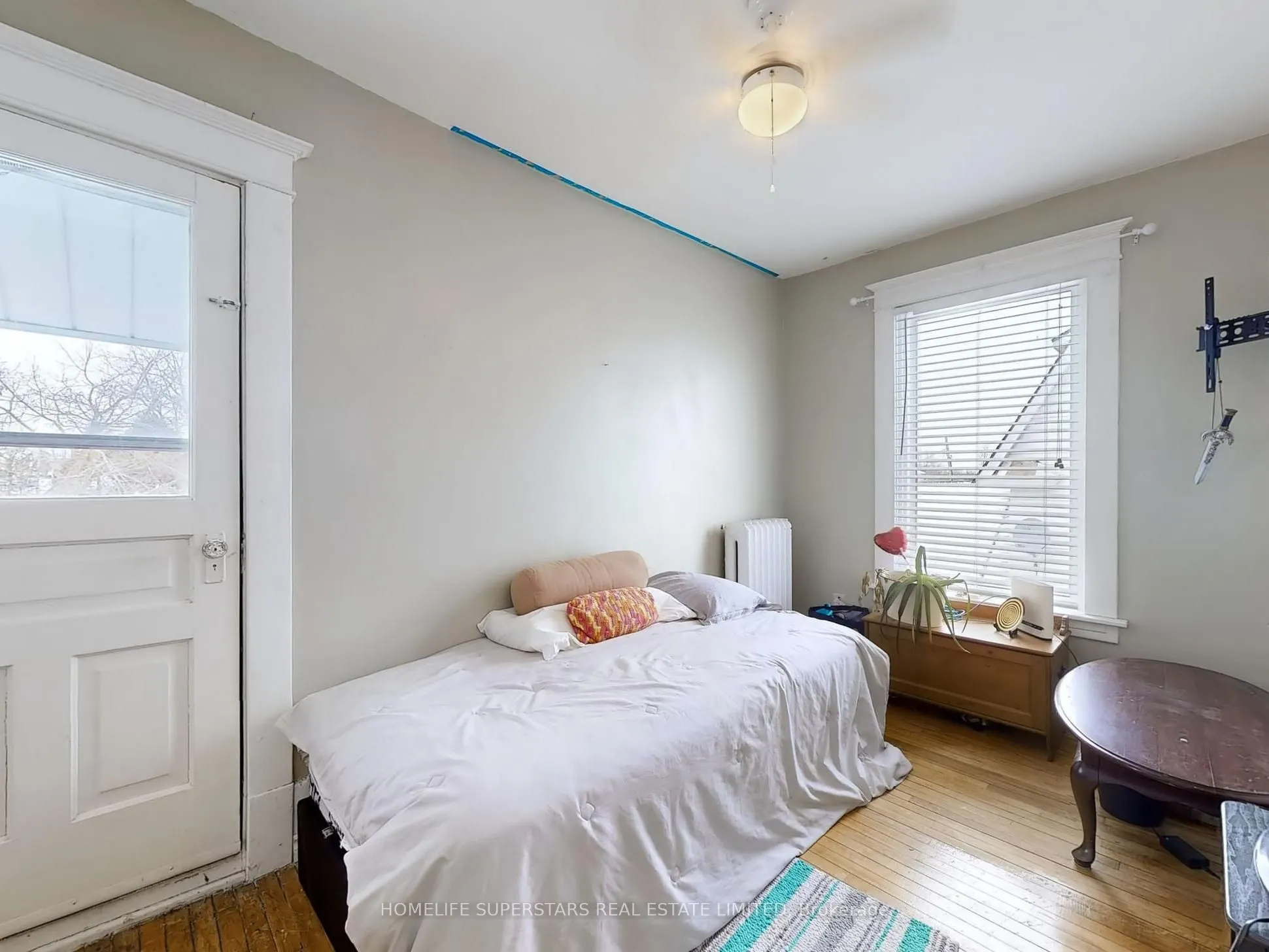 535 NIAGARA Boulevard