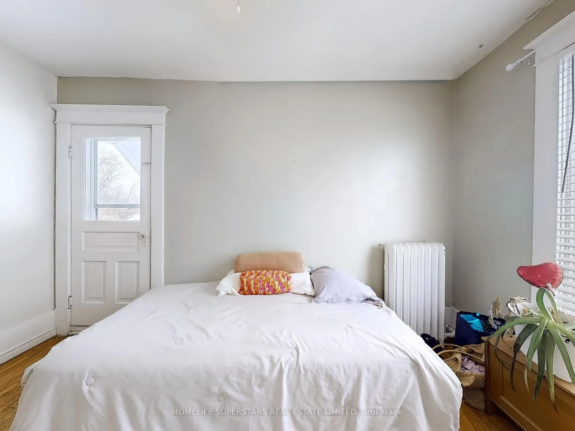 535 NIAGARA Boulevard