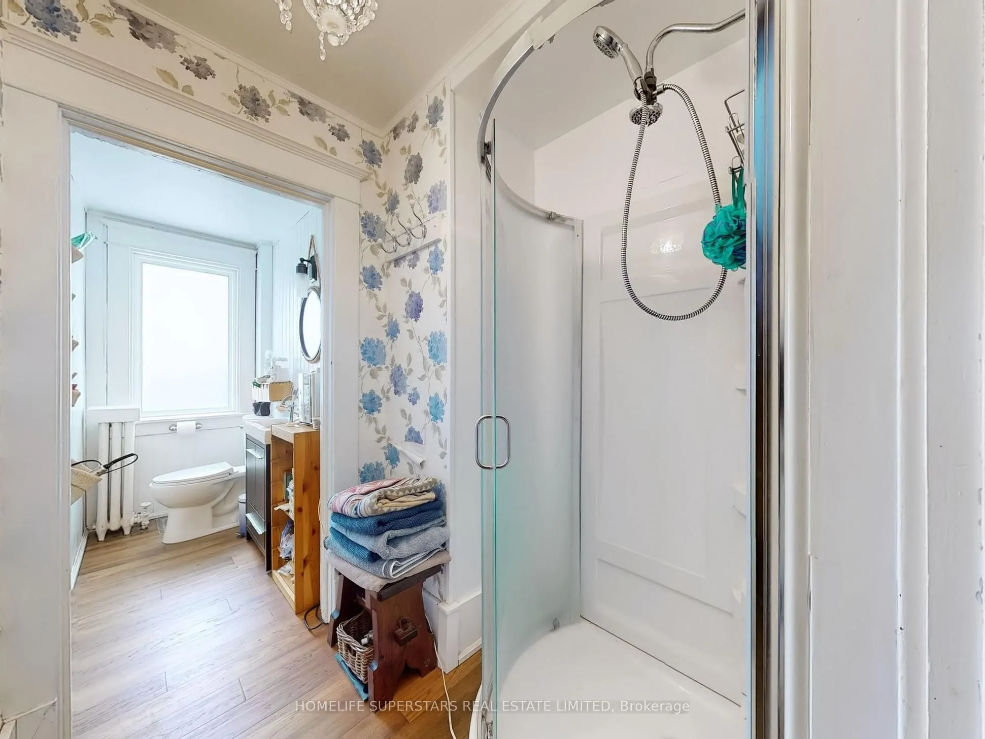 535 NIAGARA Boulevard