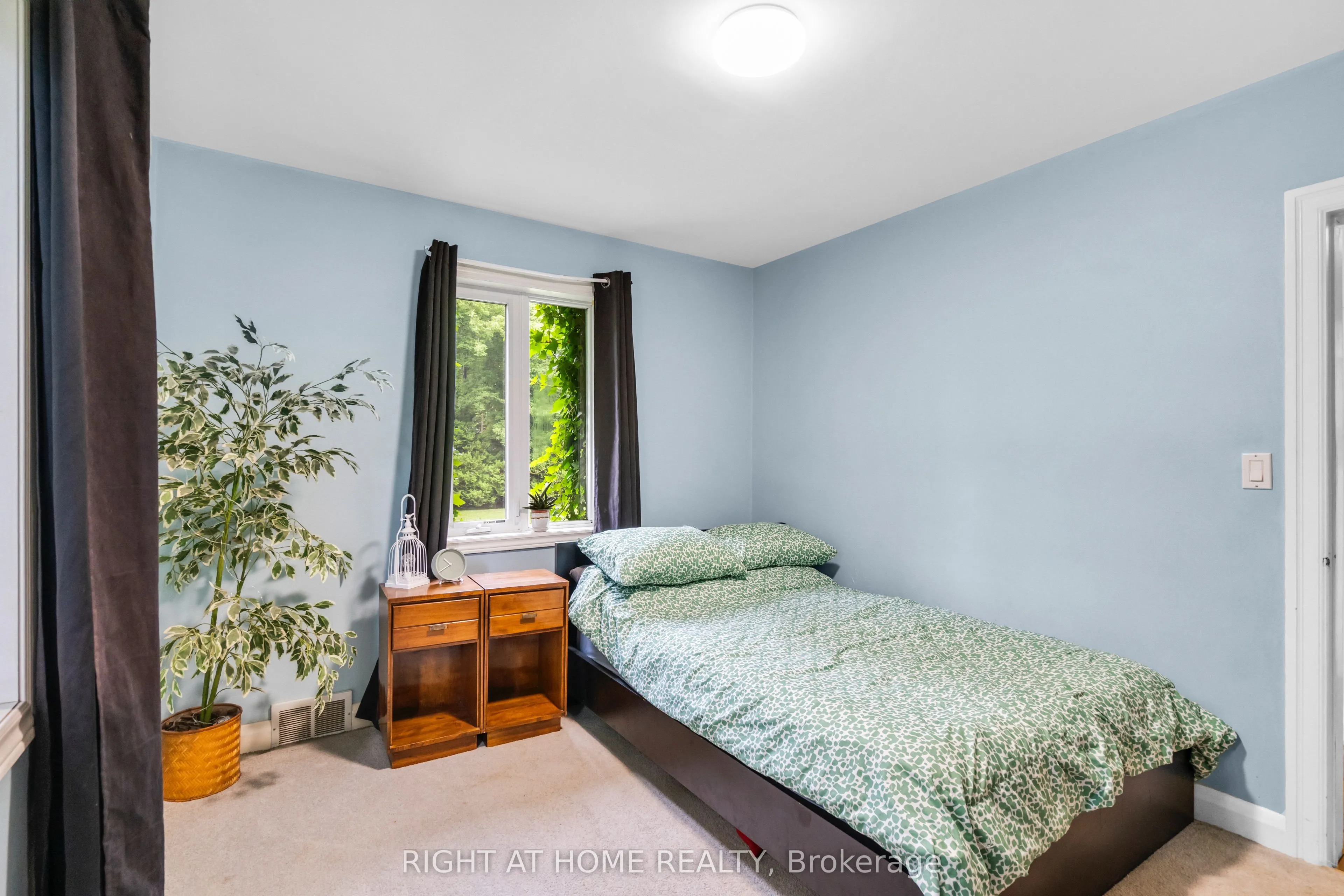 265 Fiddlers Green Road