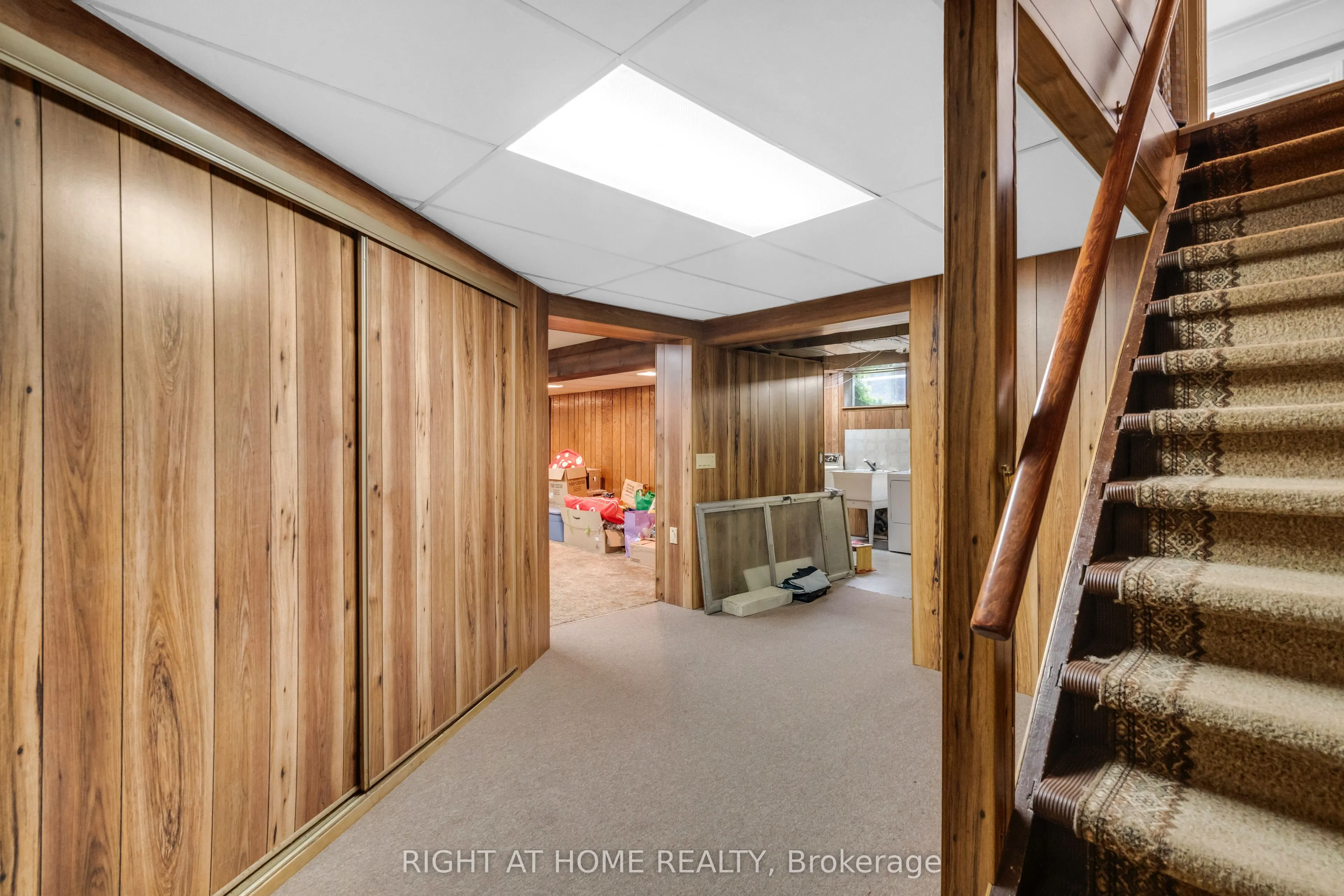 265 Fiddlers Green Road