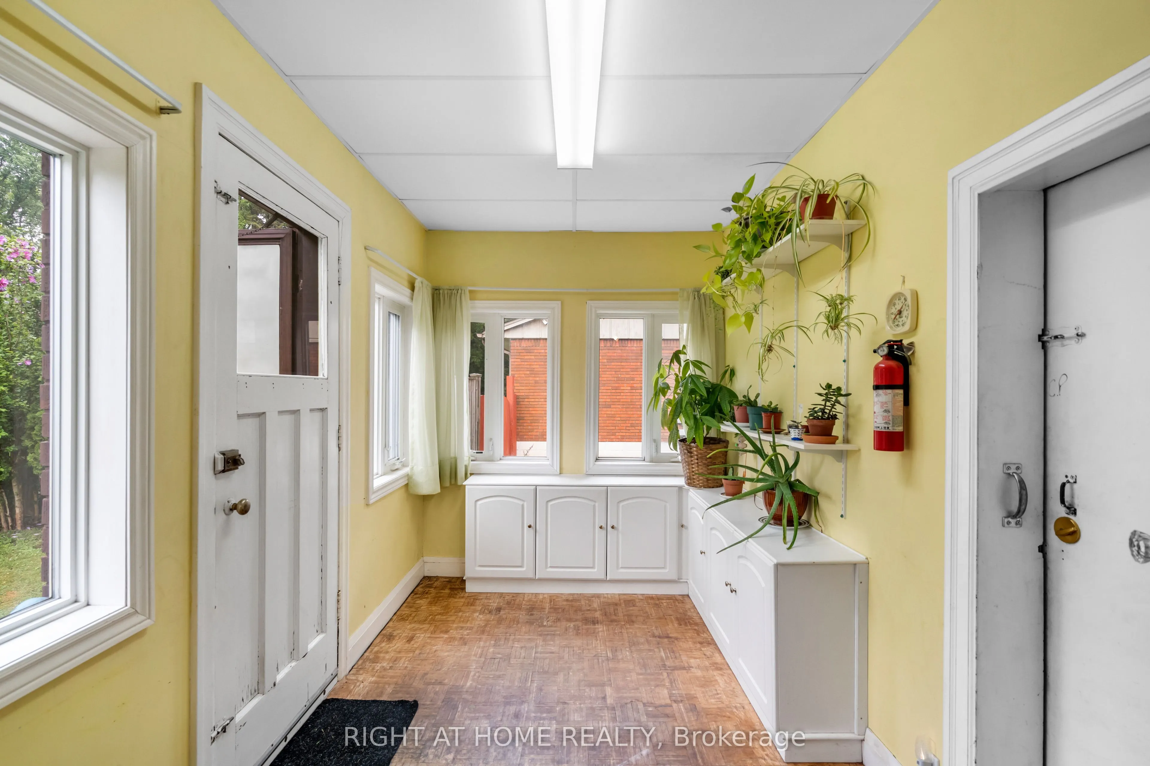 265 Fiddlers Green Road