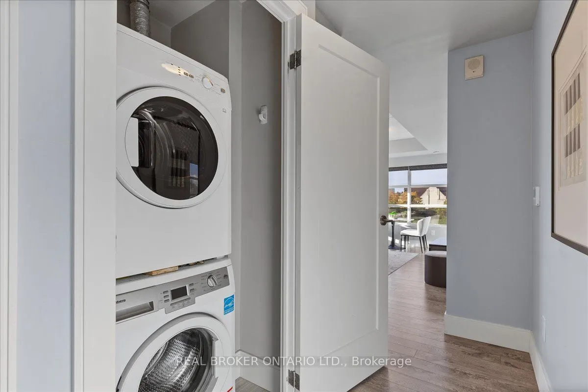 15 Prince Albert Boulevard, #404