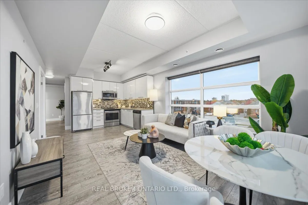 15 Prince Albert Boulevard, #404