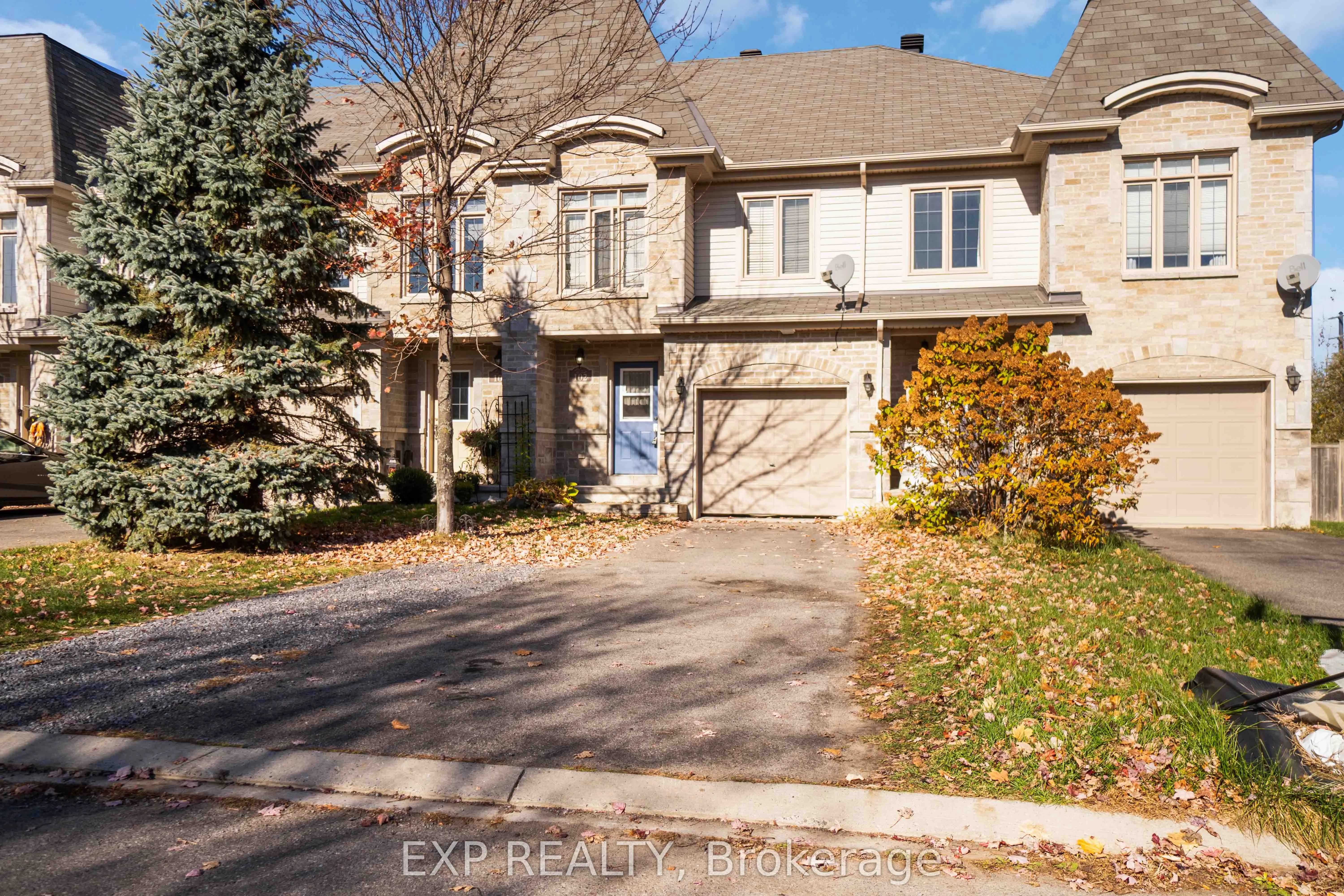 102 Asselin Street S