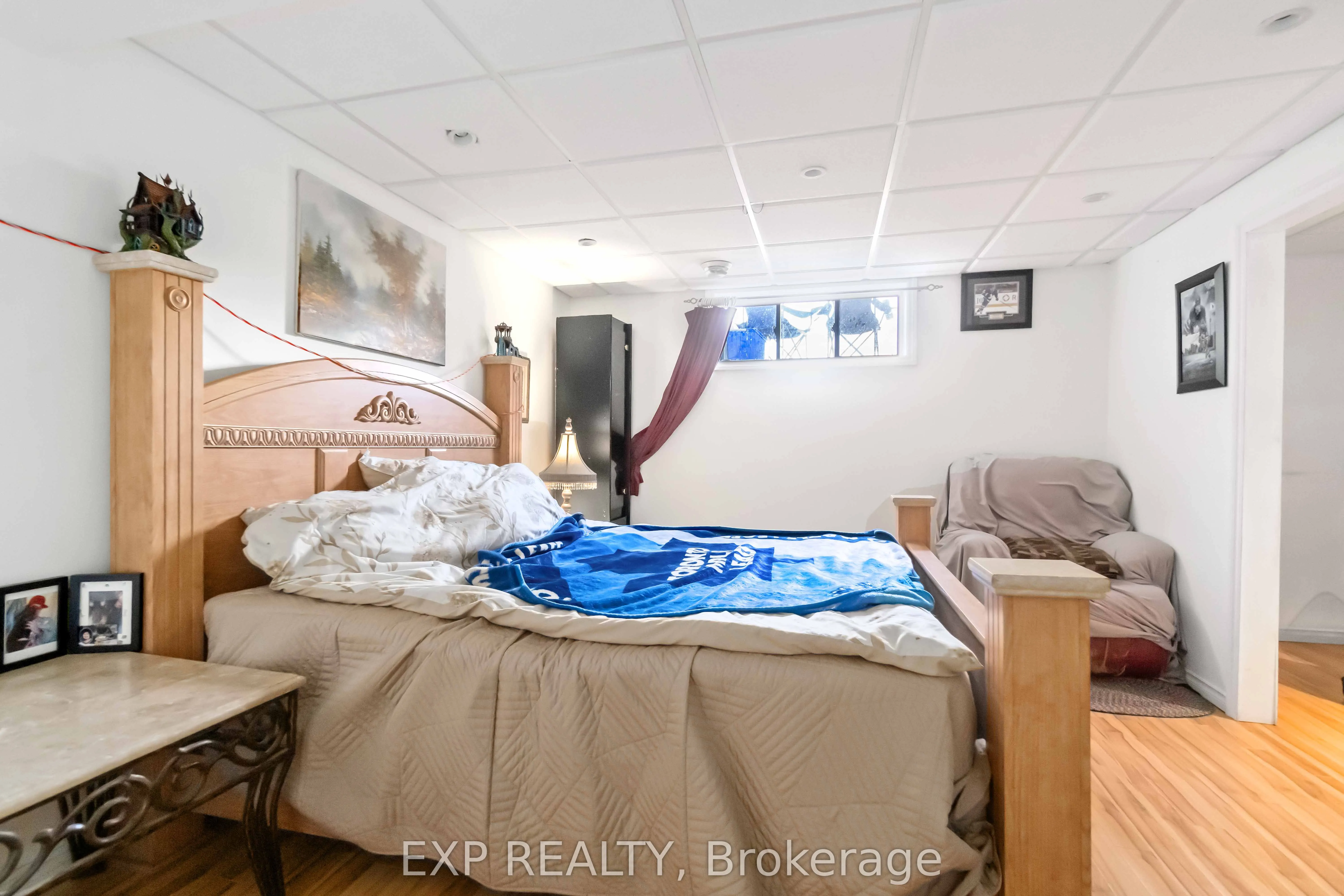 102 Asselin Street S