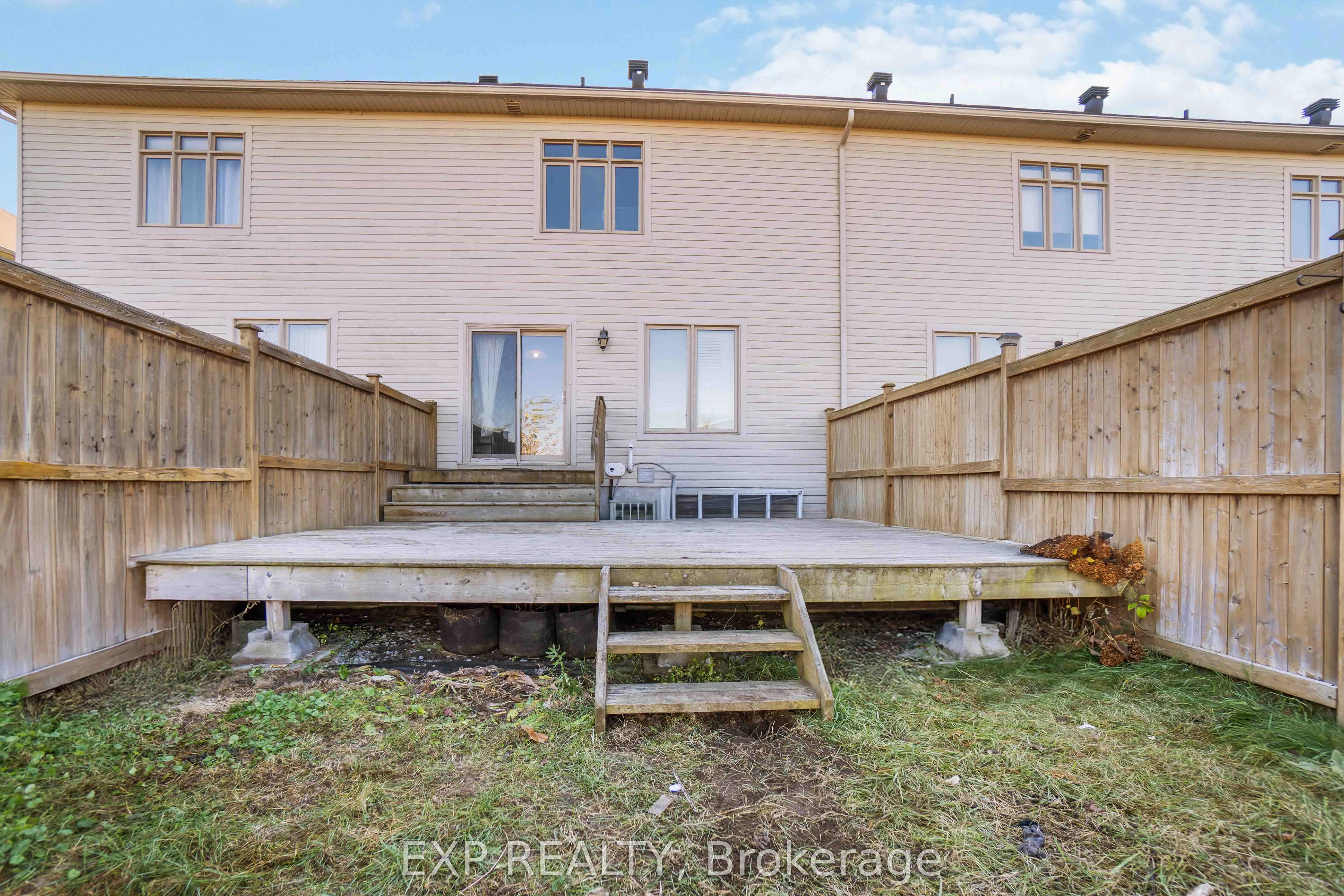 102 Asselin Street S