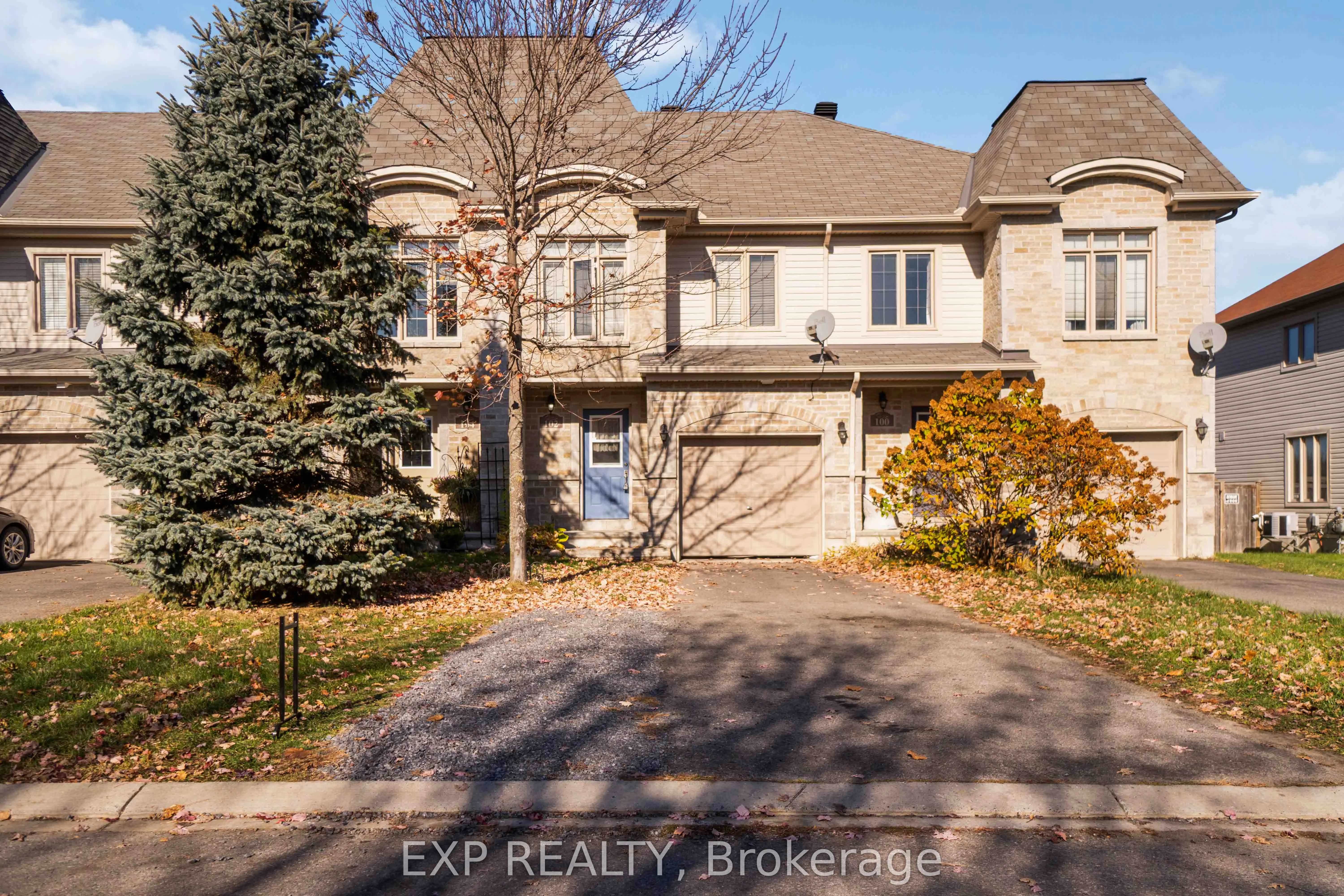 102 Asselin Street S