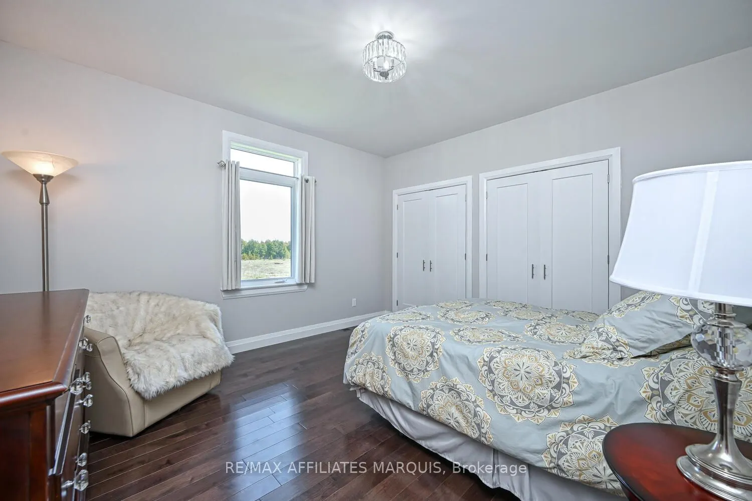 2064 Rosedale Road N