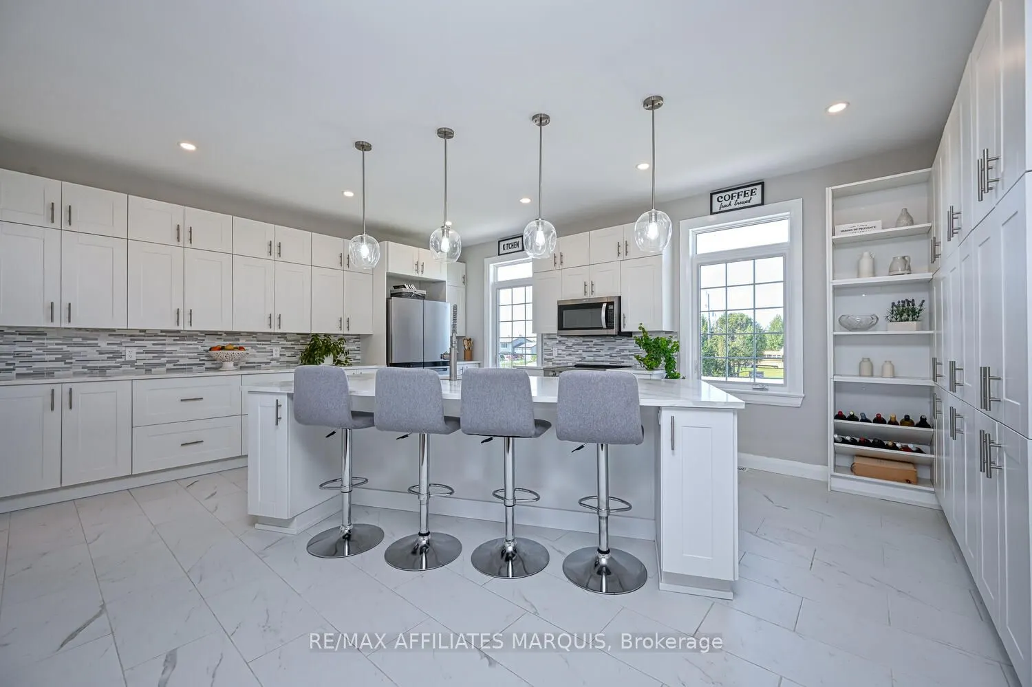 2064 Rosedale Road N