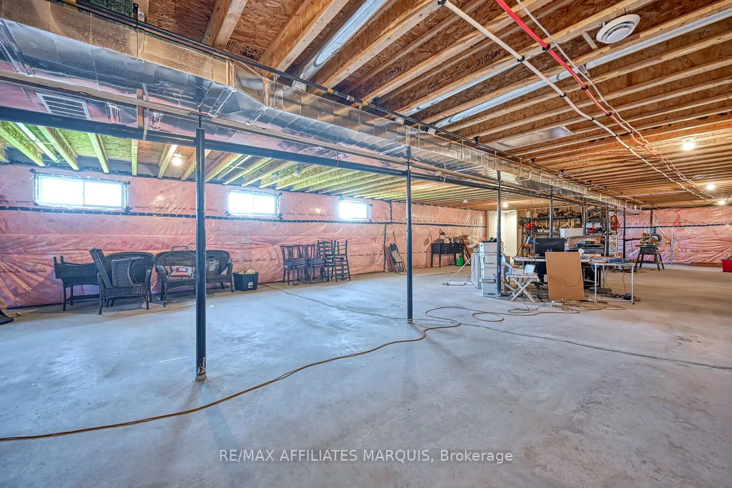 2064 Rosedale Road N