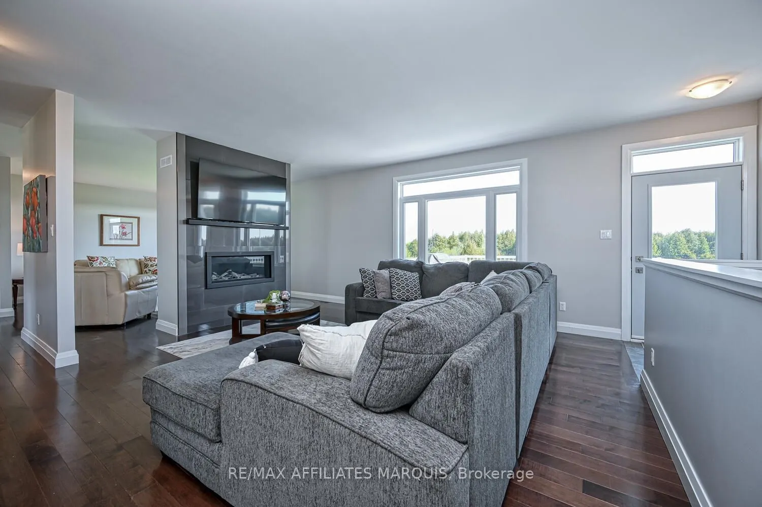 2064 Rosedale Road N